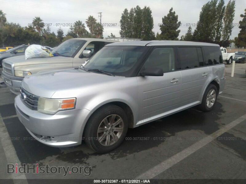 2011 Ford FLEX (VIN 2FMGK5BC3BBD21721) — photo 2 of 11