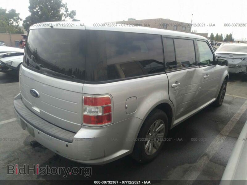 2011 Ford FLEX (VIN 2FMGK5BC3BBD21721) — photo 4 of 11