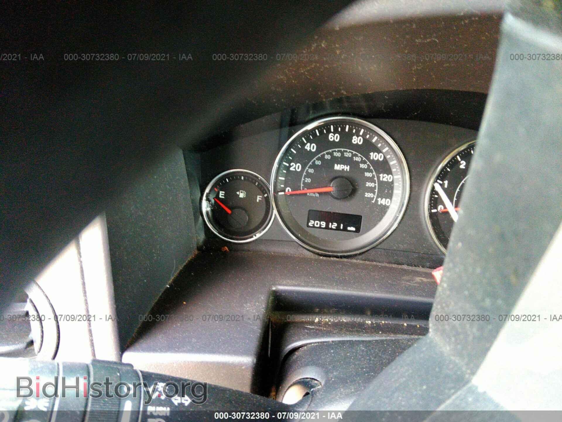 2008 JEEP COMMANDER - VIN: 1J8HH48K78C115464 - Фото 7