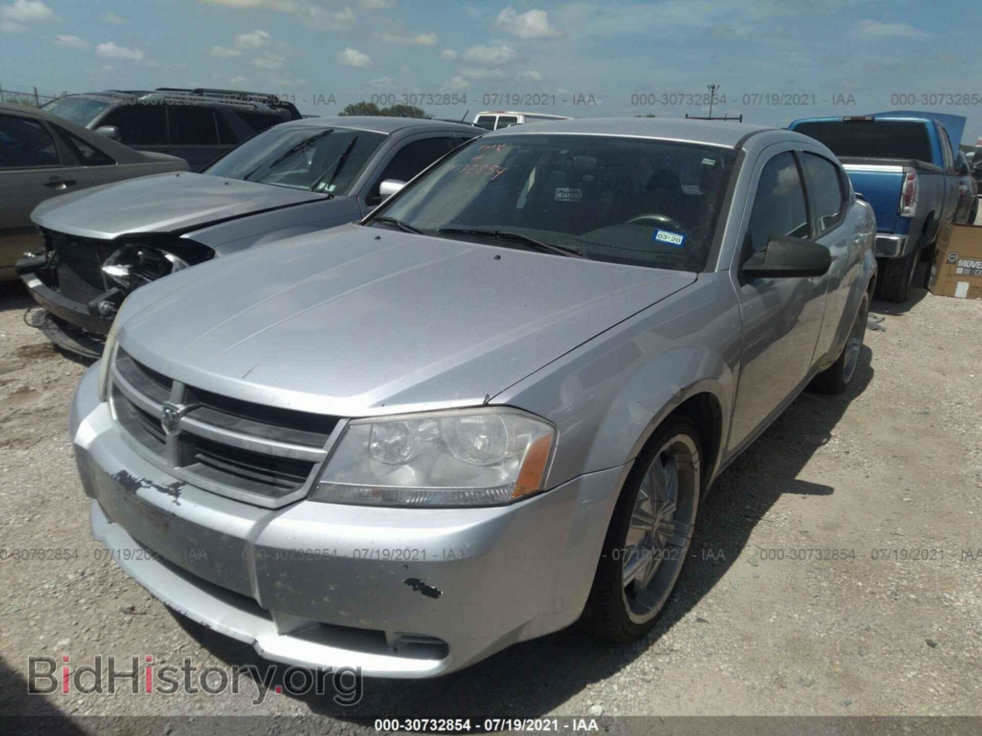 2010 DODGE AVENGER - VIN: 1B3CC4FB3AN142076 - Photo 2
