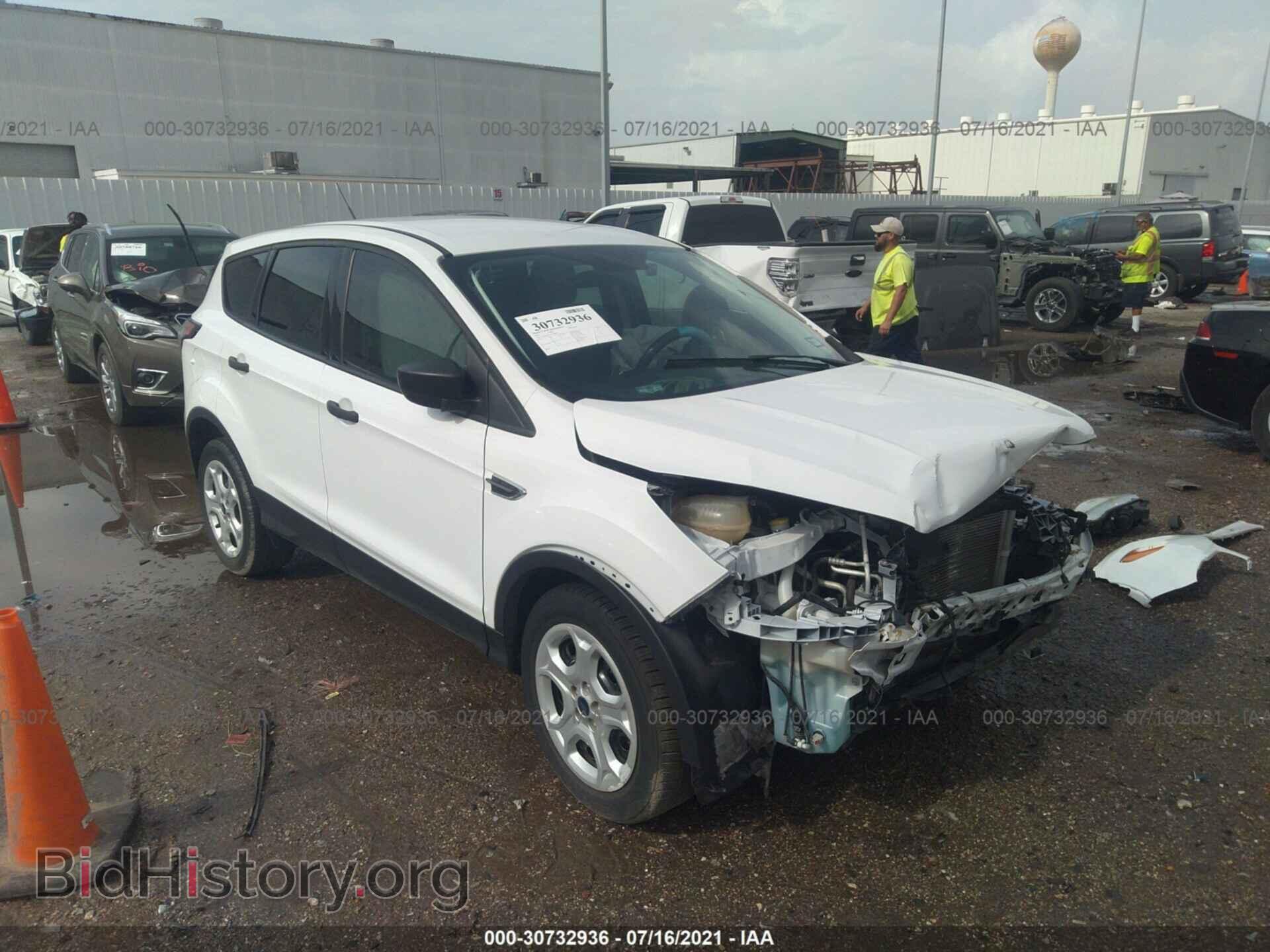 Фотография 1FMCU0F77HUA38475 - FORD ESCAPE 2017
