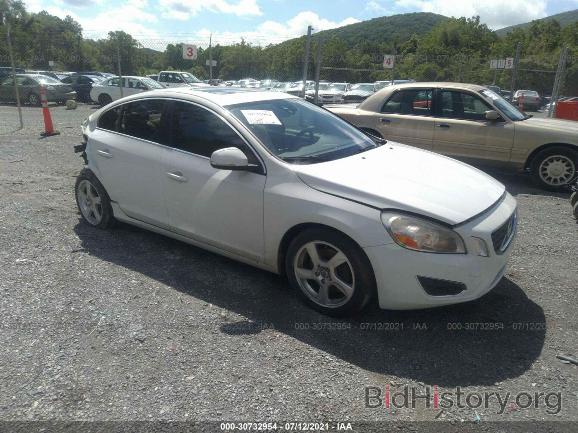 Photo YV1622FS0C2136401 - VOLVO S60 2012