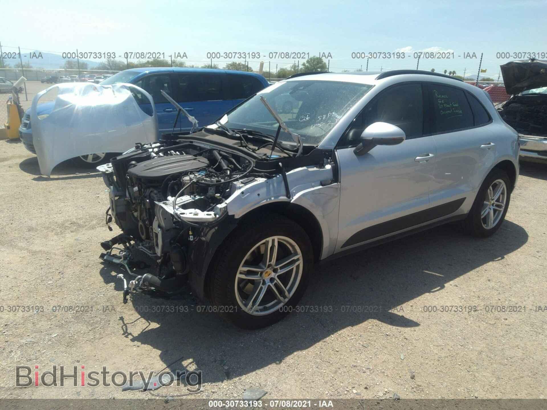 2017 PORSCHE MACAN - VIN: WP1AA2A55HLB02796 - Photo 2