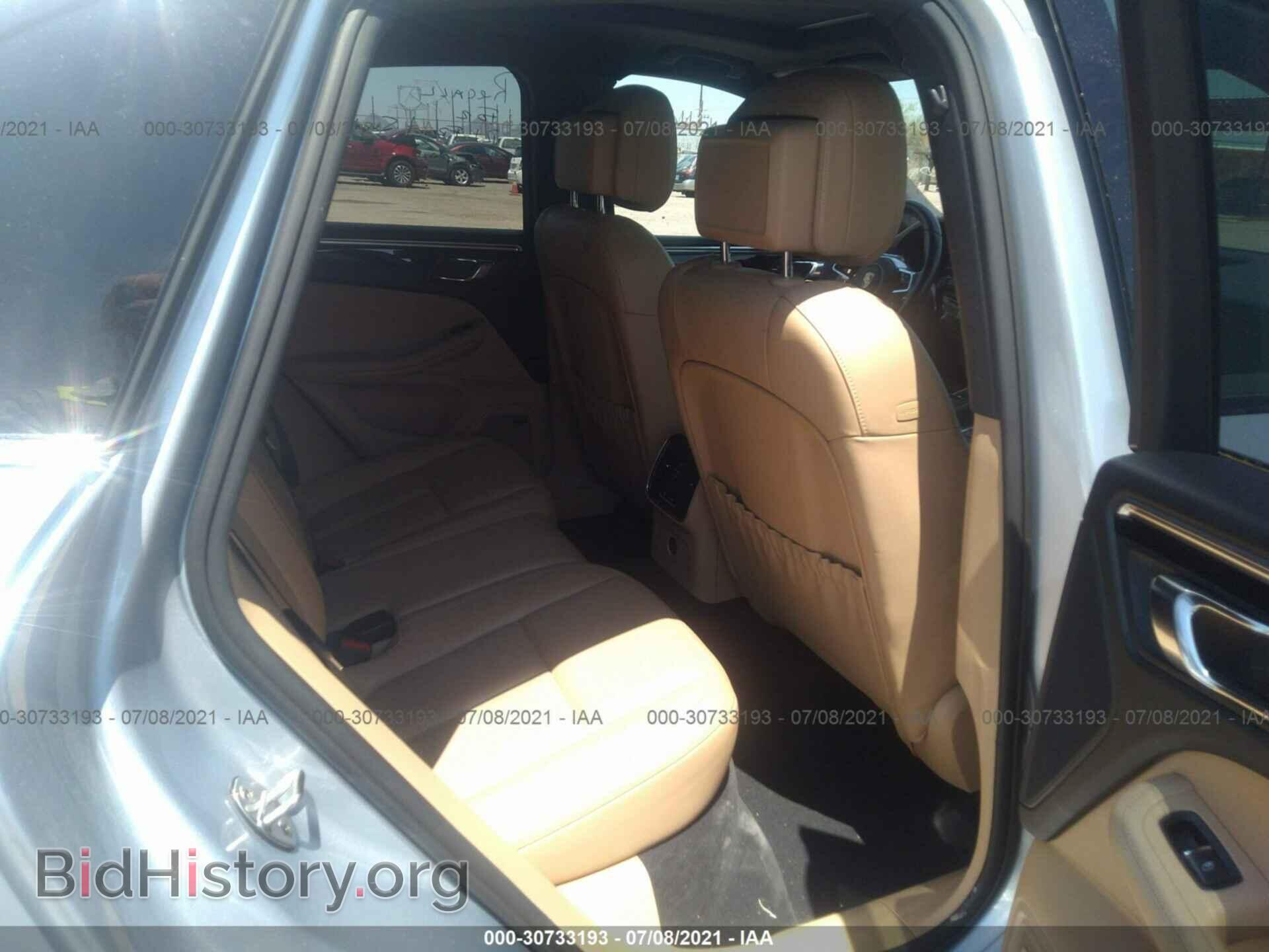 2017 PORSCHE MACAN - VIN: WP1AA2A55HLB02796 - Photo 8