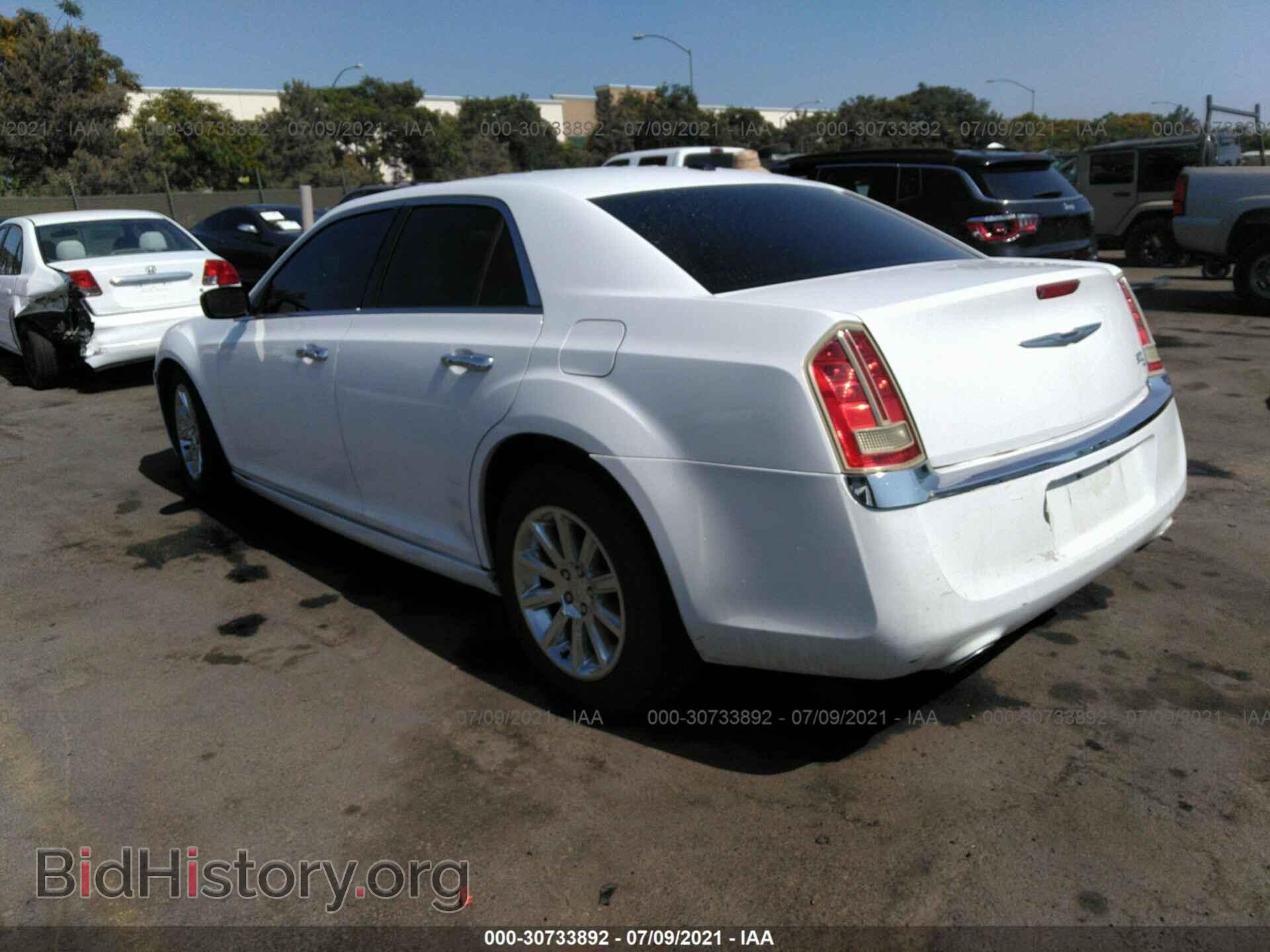 2013 CHRYSLER 300 - VIN: 2C3CCAET1DH532537 - Фото 3