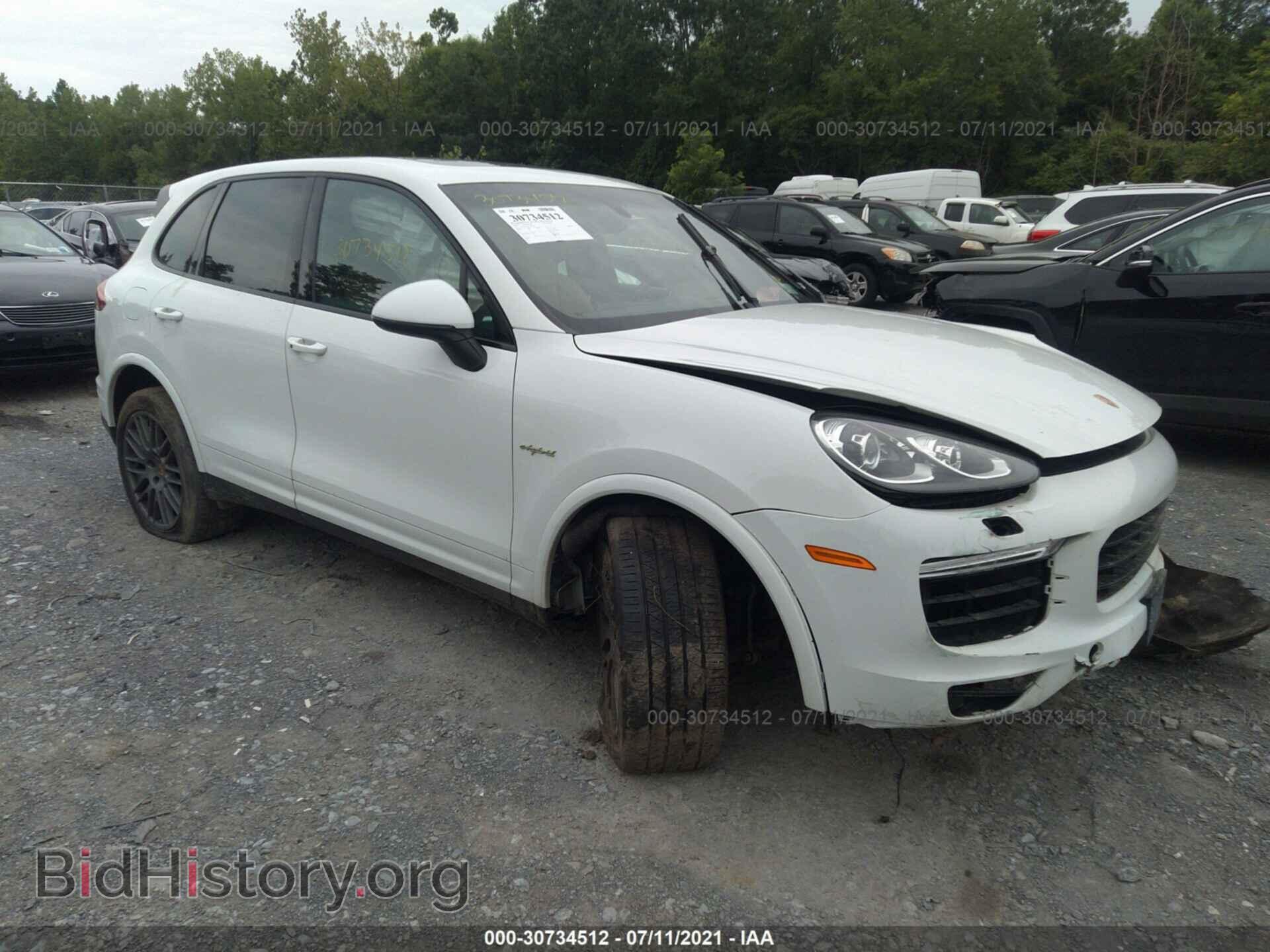 Фотография WP1AE2A25HLA75285 - PORSCHE CAYENNE 2017
