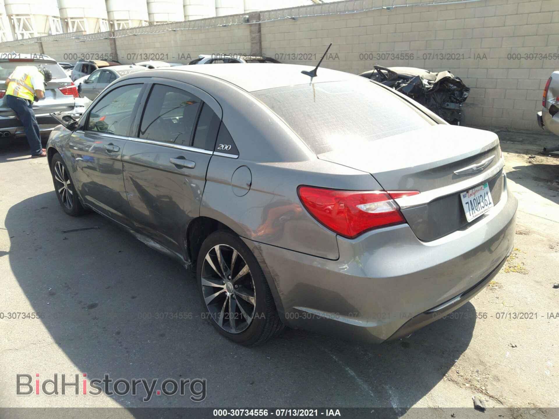2013 CHRYSLER 200 - VIN: 1C3CCBCG0DN553852 - Фото 3