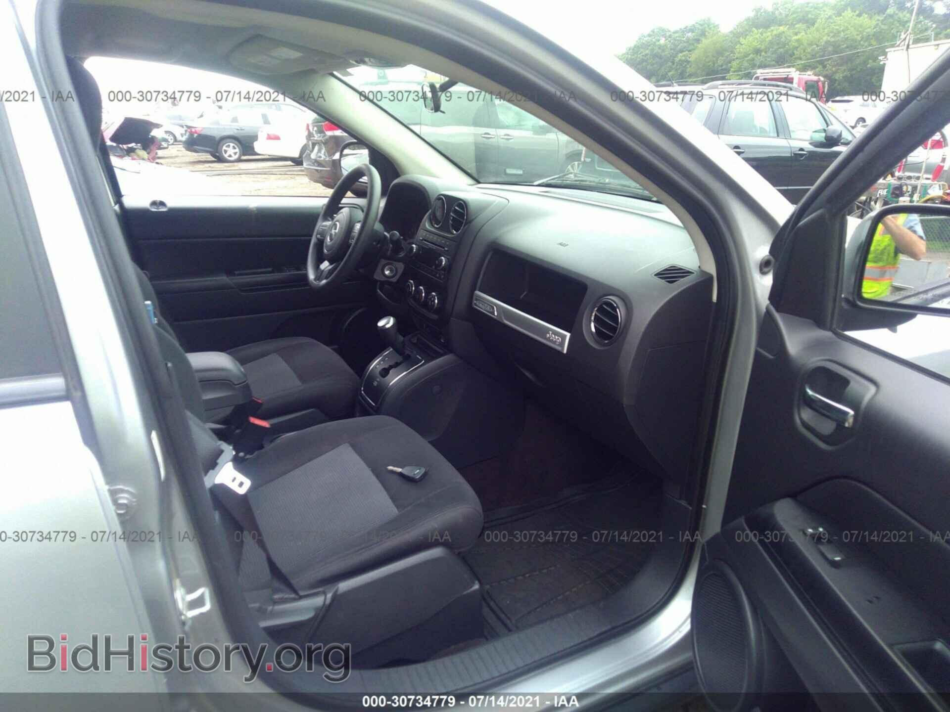 2015 JEEP COMPASS - VIN: 1C4NJDBB2FD332502 - Фото 5