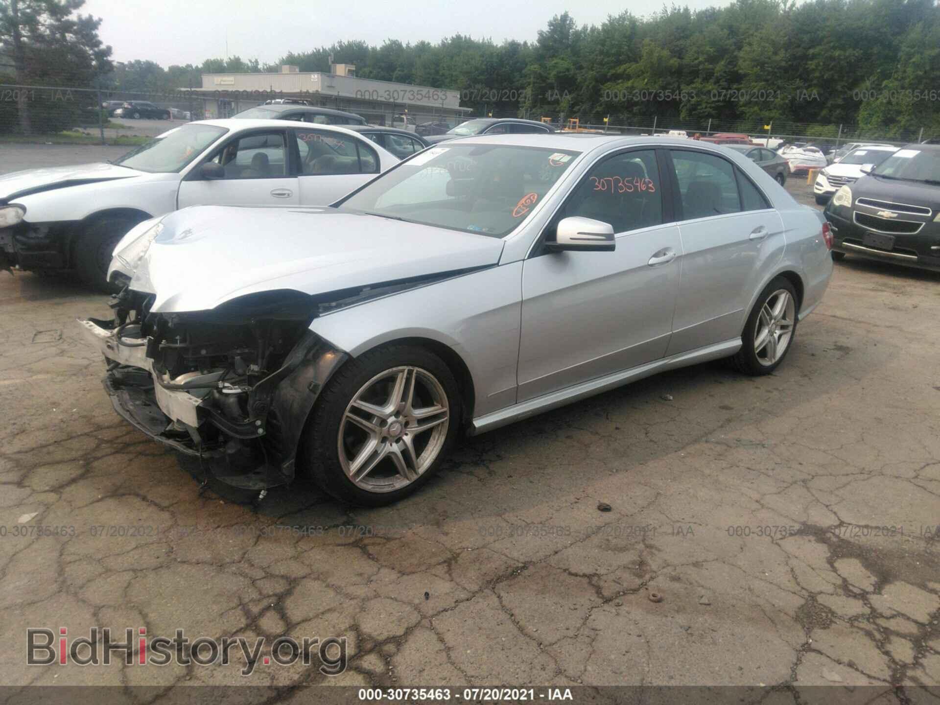 2011 MERCEDES-BENZ E-CLASS - VIN: WDDHF8HB2BA386302 - Фото 2