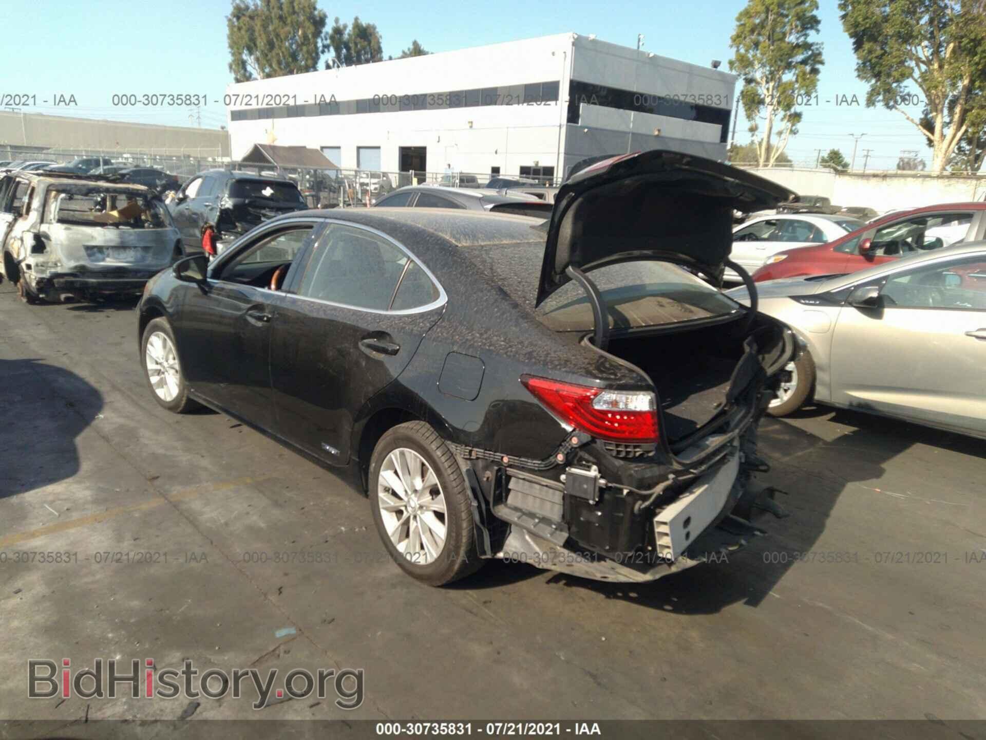 2013 LEXUS ES 300H - VIN: JTHBW1GG8D2012759 - Фото 3