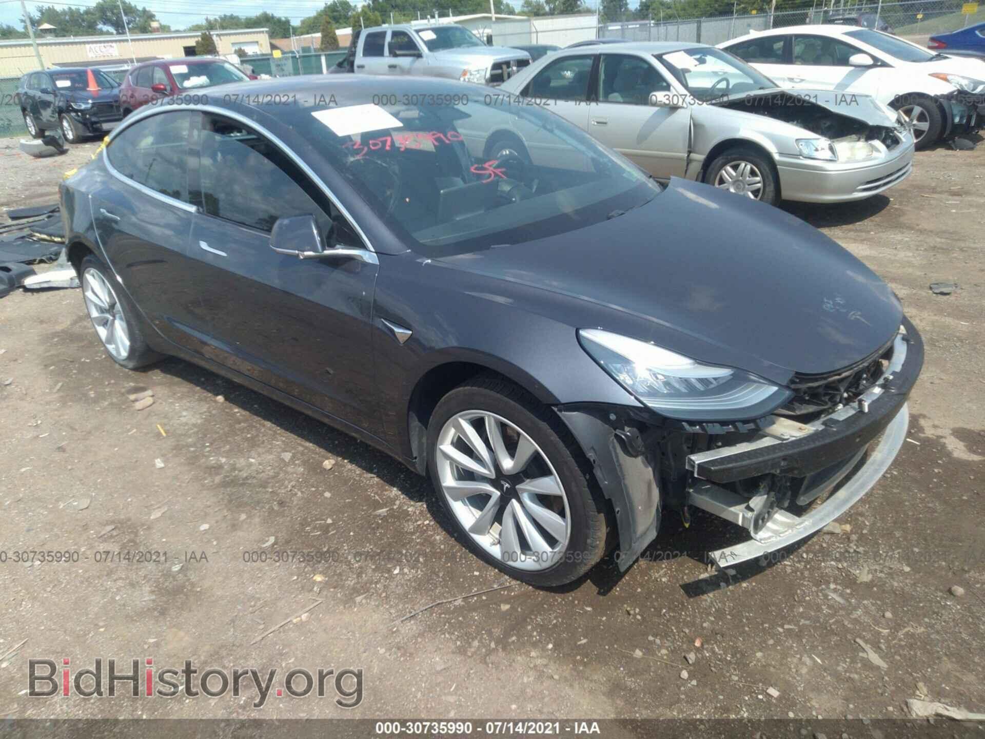 Фотография 5YJ3E1EB9JF090623 - TESLA MODEL 3 2018