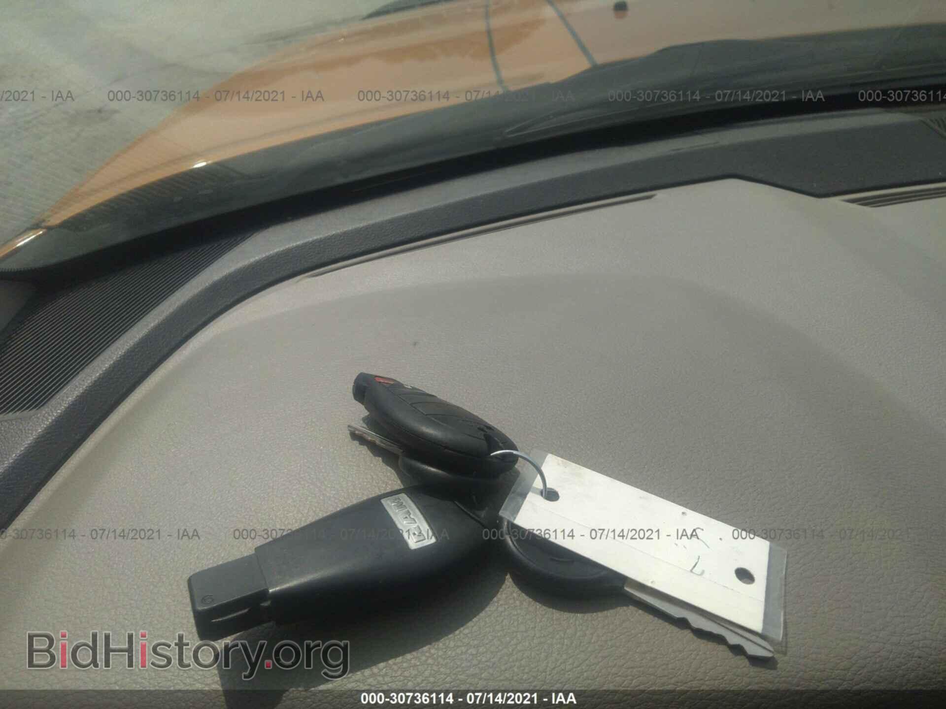 2012 RAM 1500 - VIN: 1C6RD7FT2CS282745 - Photo 11