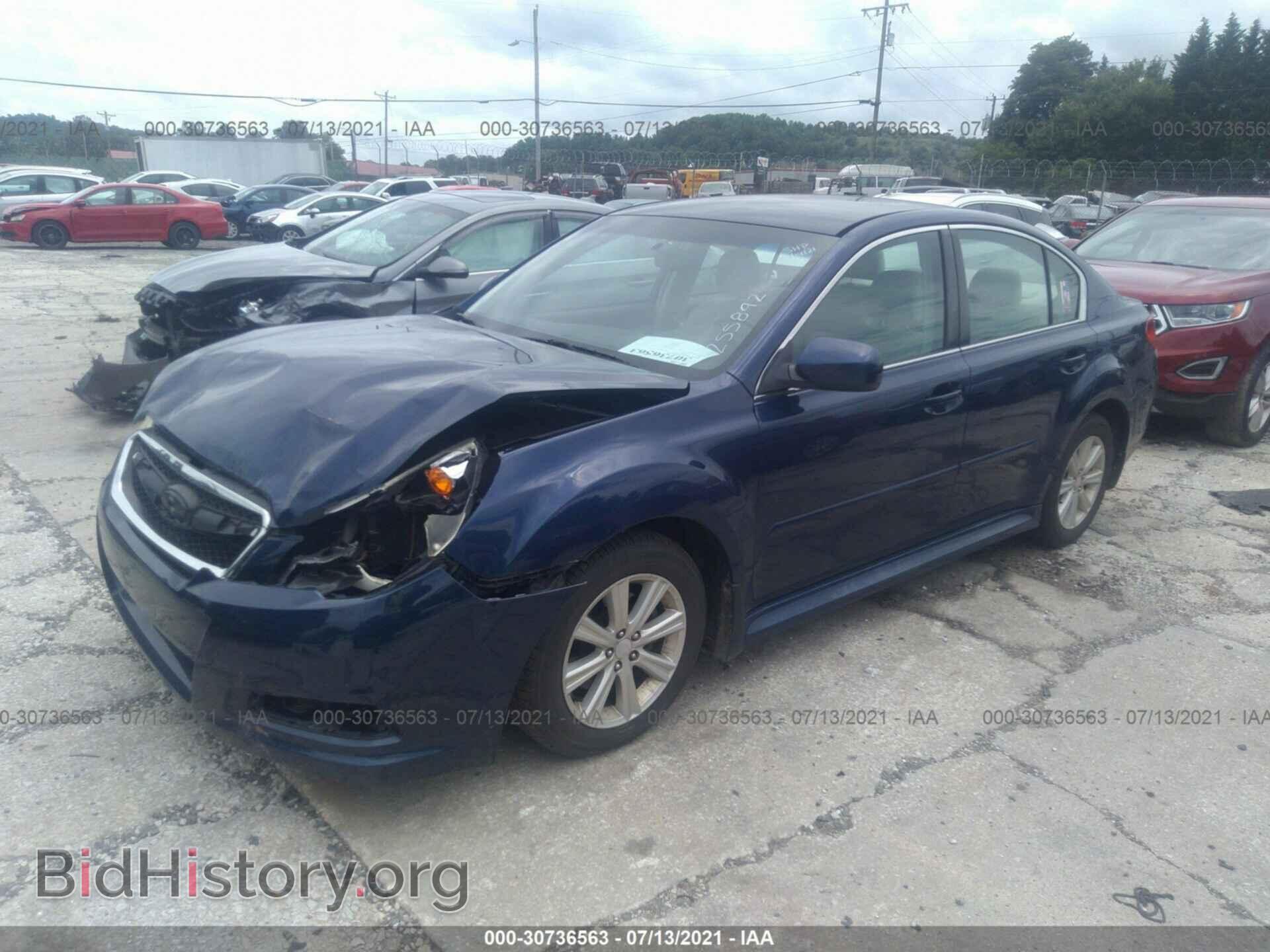 2011 SUBARU LEGACY - VIN: 4S3BMCB67B3255892 - Фото 2