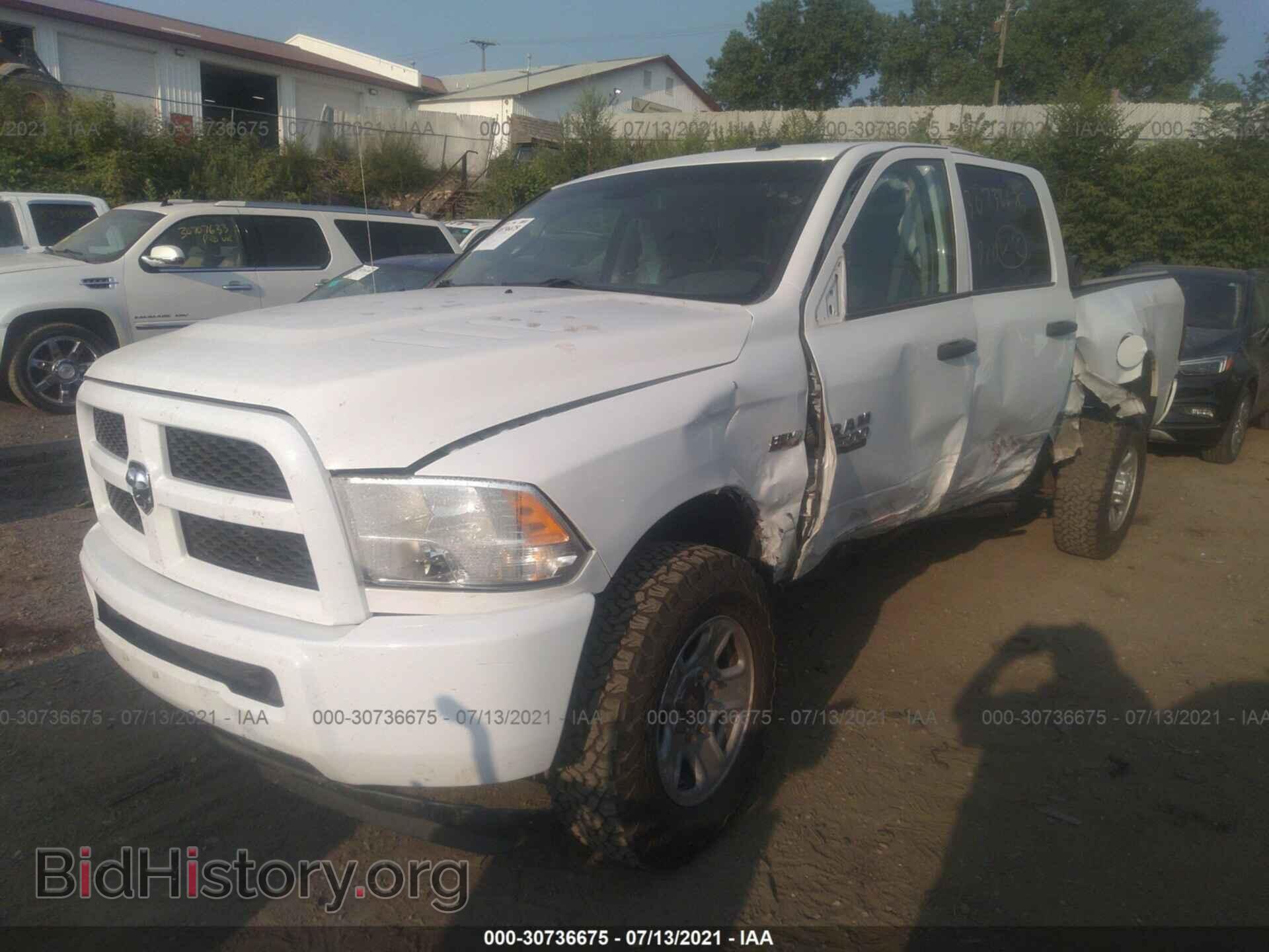 2014 RAM 2500 - VIN: 3C6TR5CT6EG298957 - Фото 2