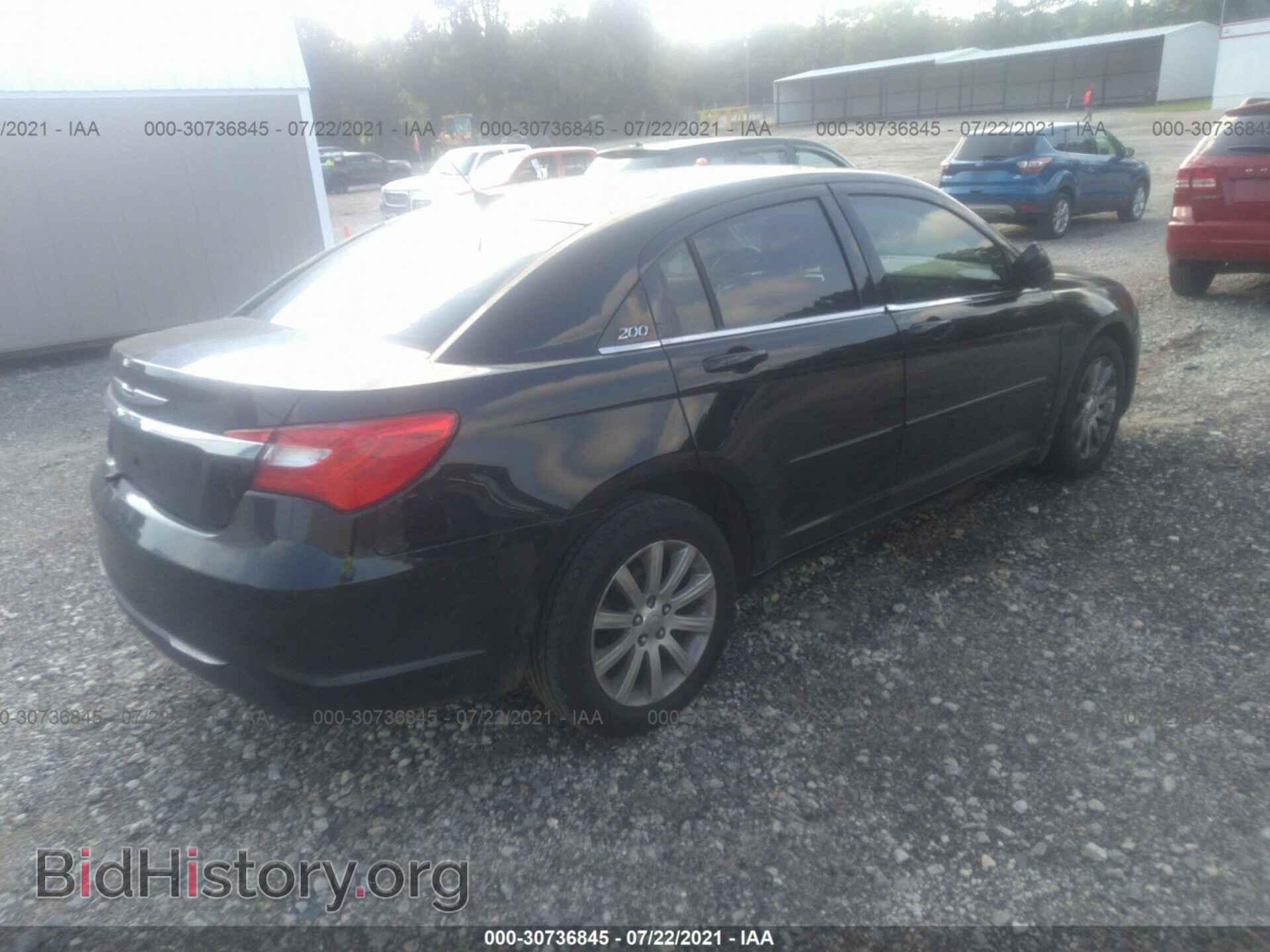 2012 CHRYSLER 200 - VIN: 1C3CCBBBXCN234625 - Фото 4