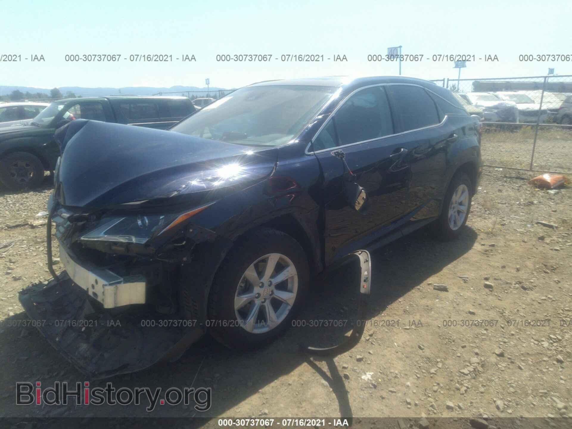 2017 LEXUS RX - VIN: 2T2BZMCA0HC073490 - Фото 2