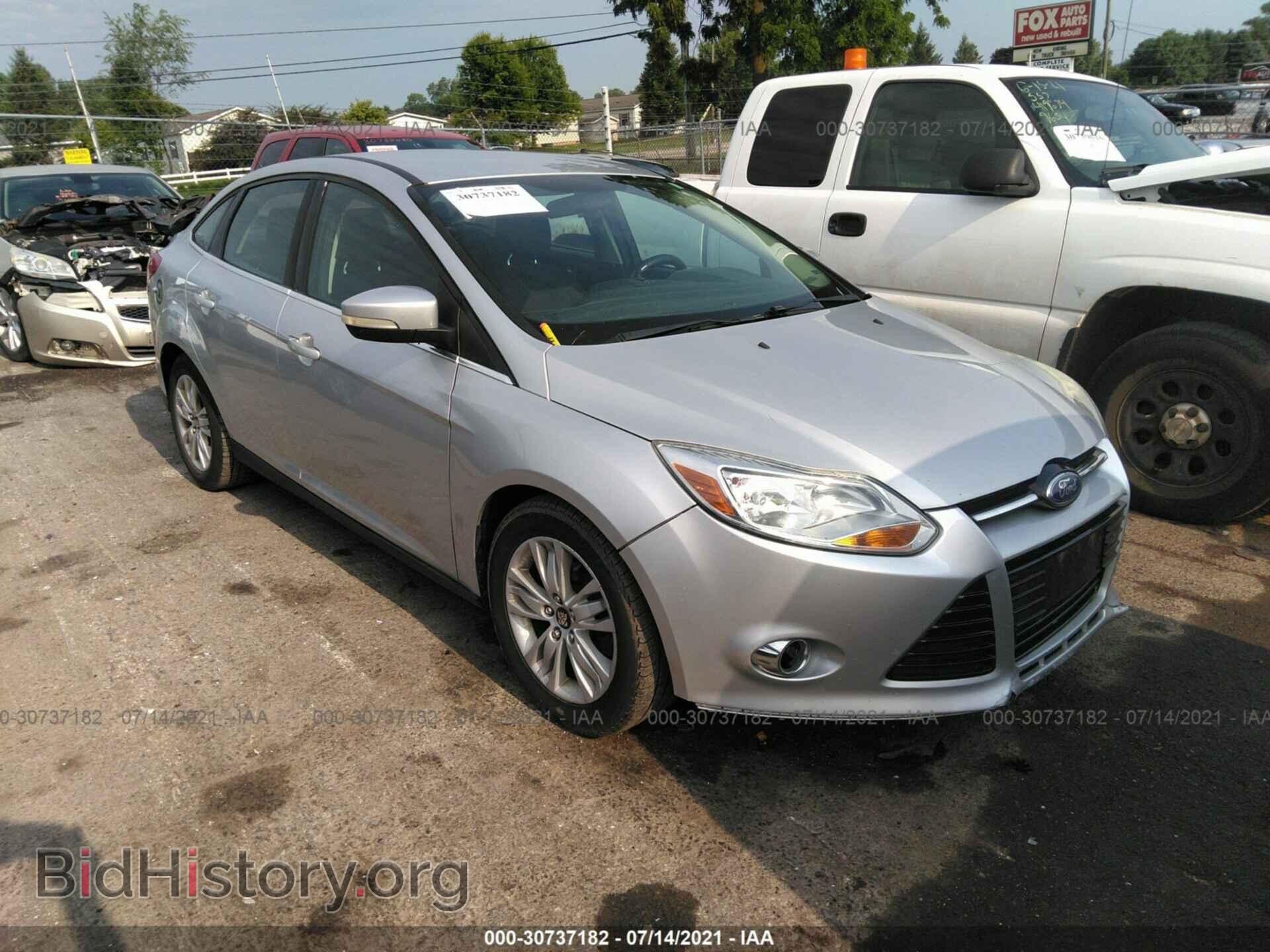 Photo 1FAHP3H28CL334551 - FORD FOCUS 2012