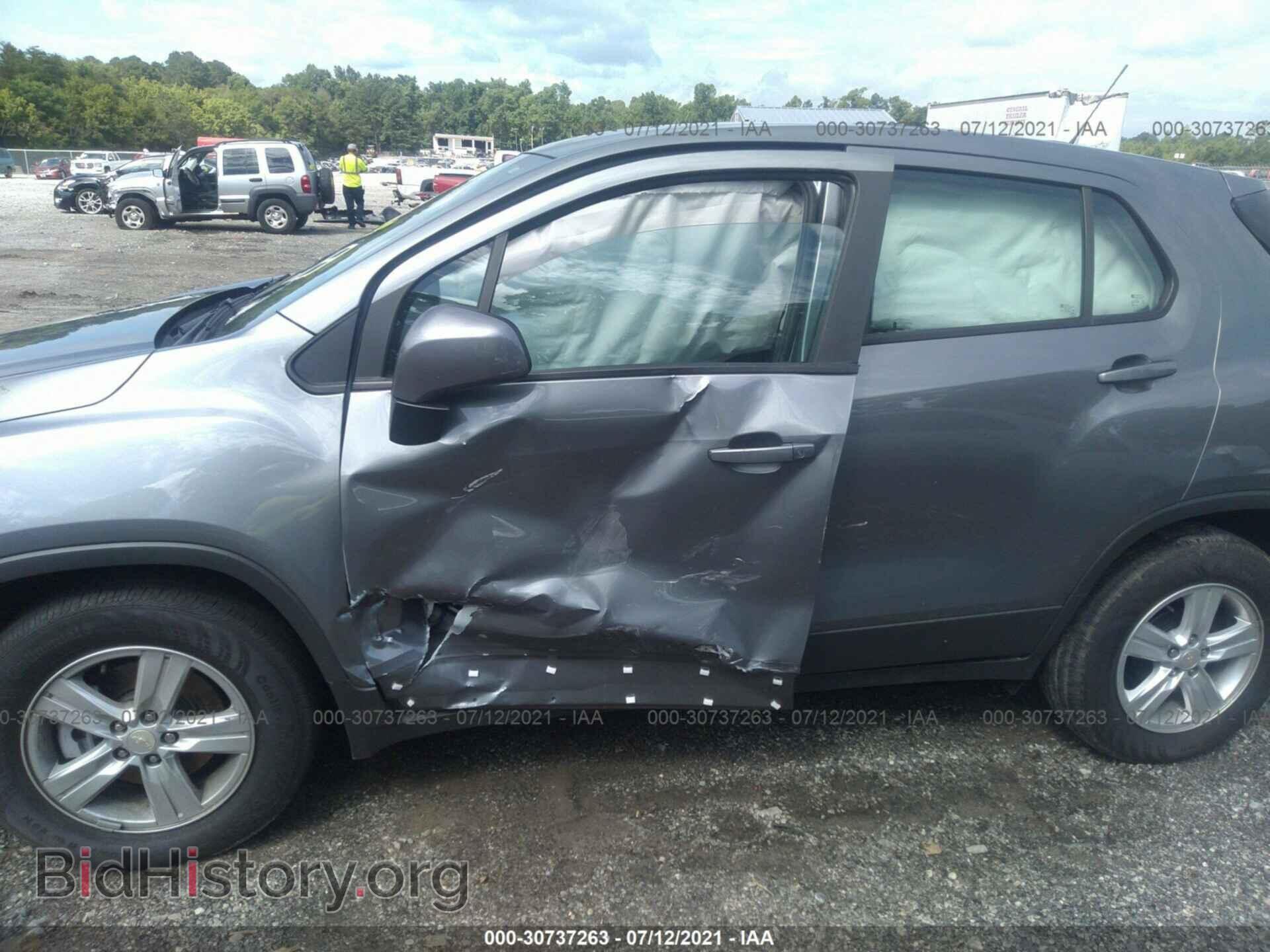 2020 CHEVROLET TRAX - VIN: 3GNCJKSB2LL159363 - Photo 6