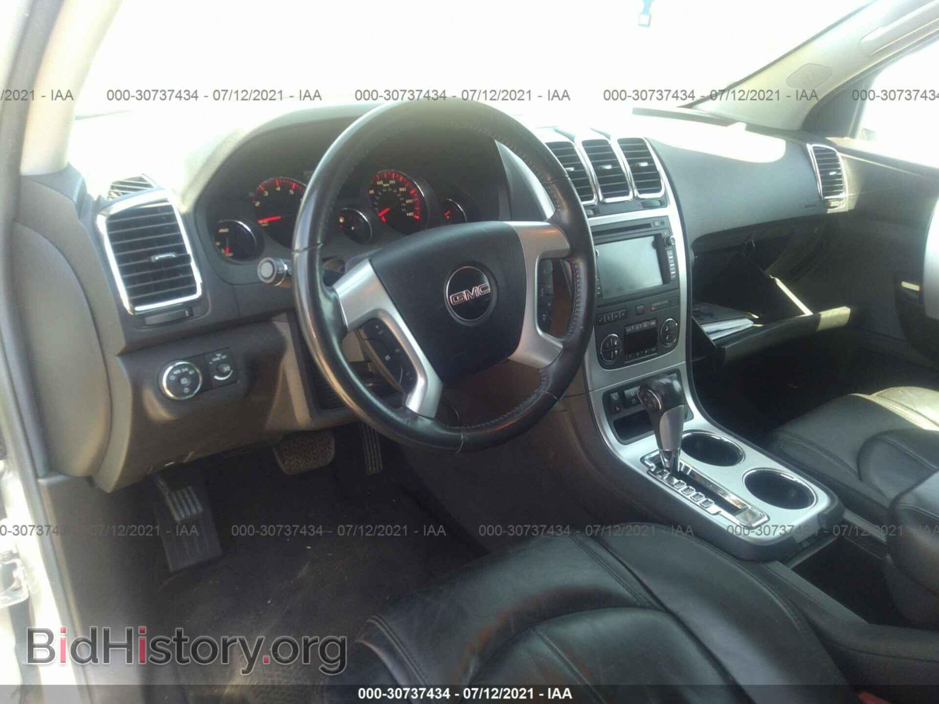 2011 GMC ACADIA - VIN: 1GKKRRED8BJ168002 - Photo 5