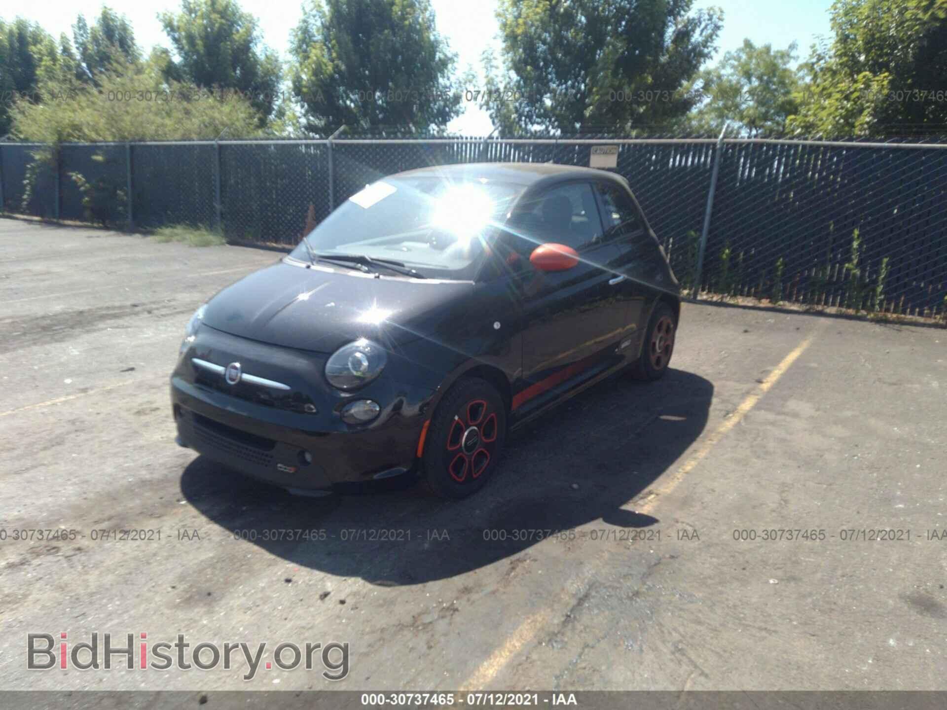 2019 FIAT 500E - VIN: 3C3CFFGE0KT680184 - Фото 2