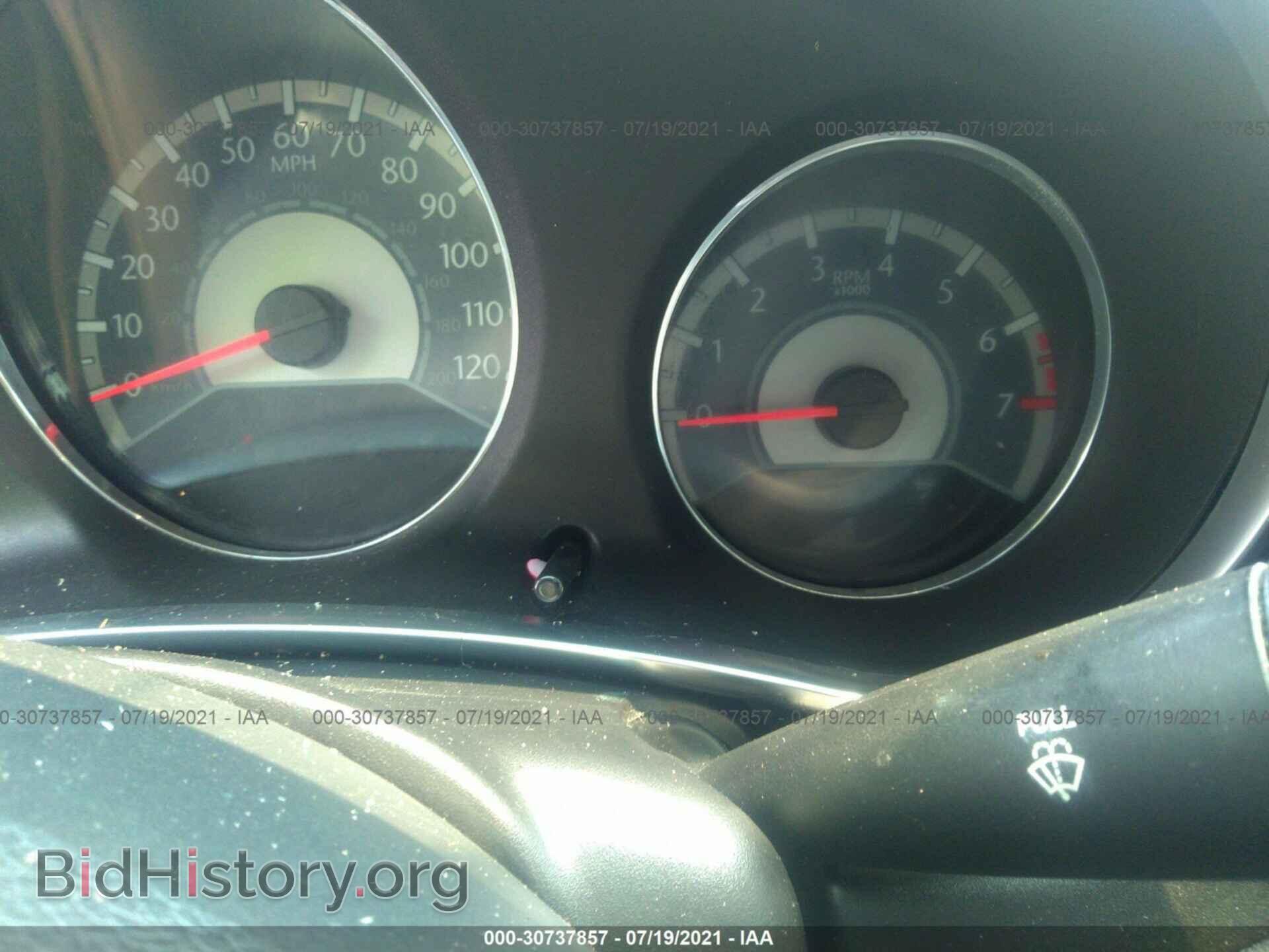 2011 CHRYSLER 200 - VIN: 1C3BC1FB6BN555575 - Фото 7
