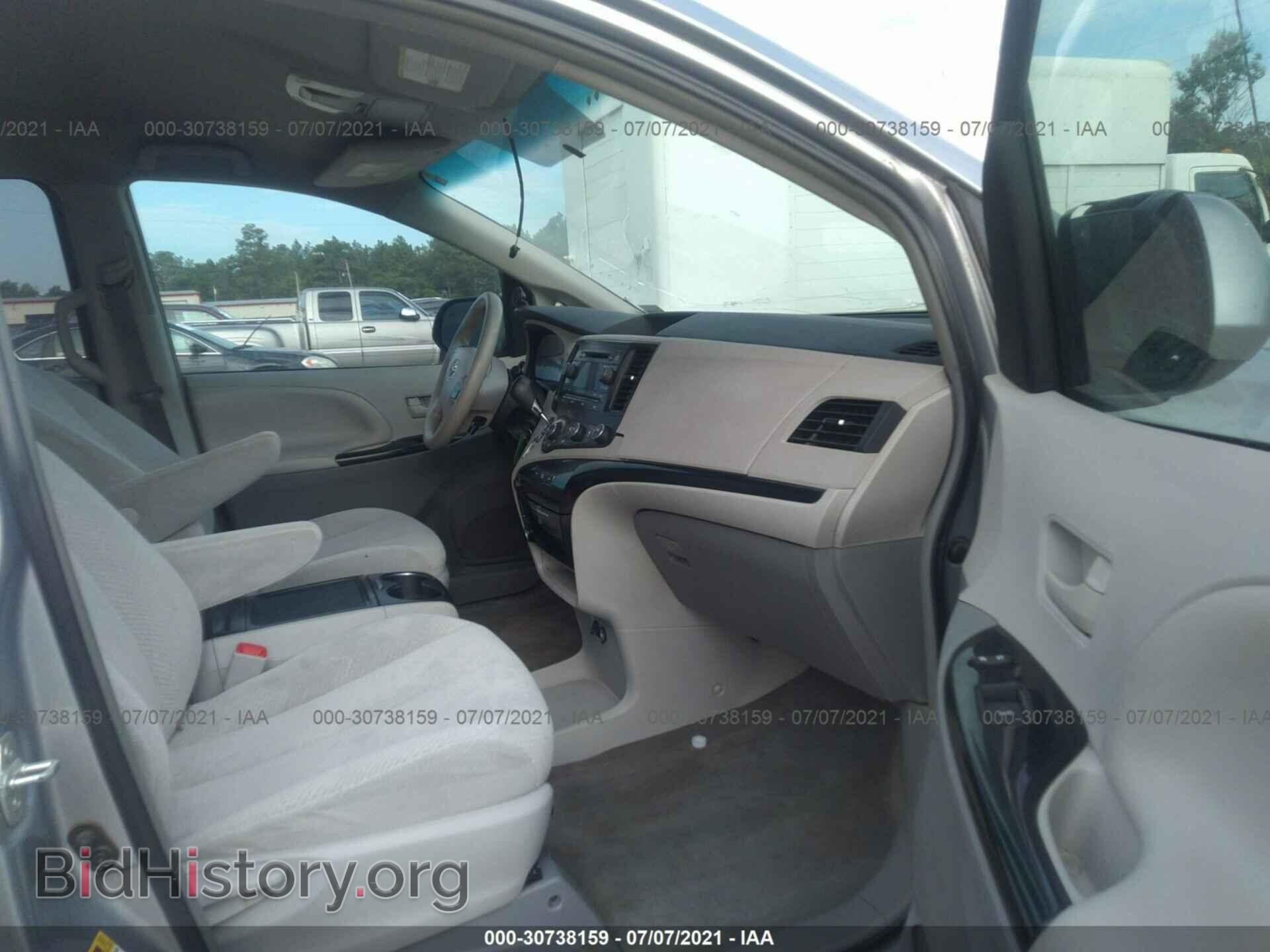 2012 TOYOTA SIENNA - VIN: 5TDKK3DC6CS222813 - Фото 5
