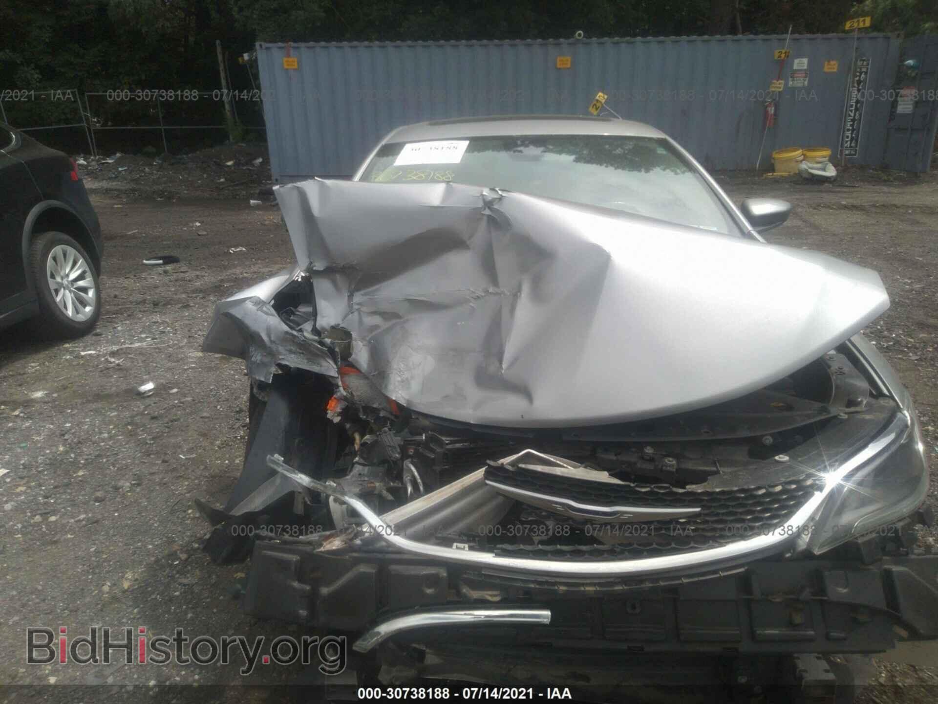 2015 CHRYSLER 200 - VIN: 1C3CCCAB6FN732221 - Фото 6