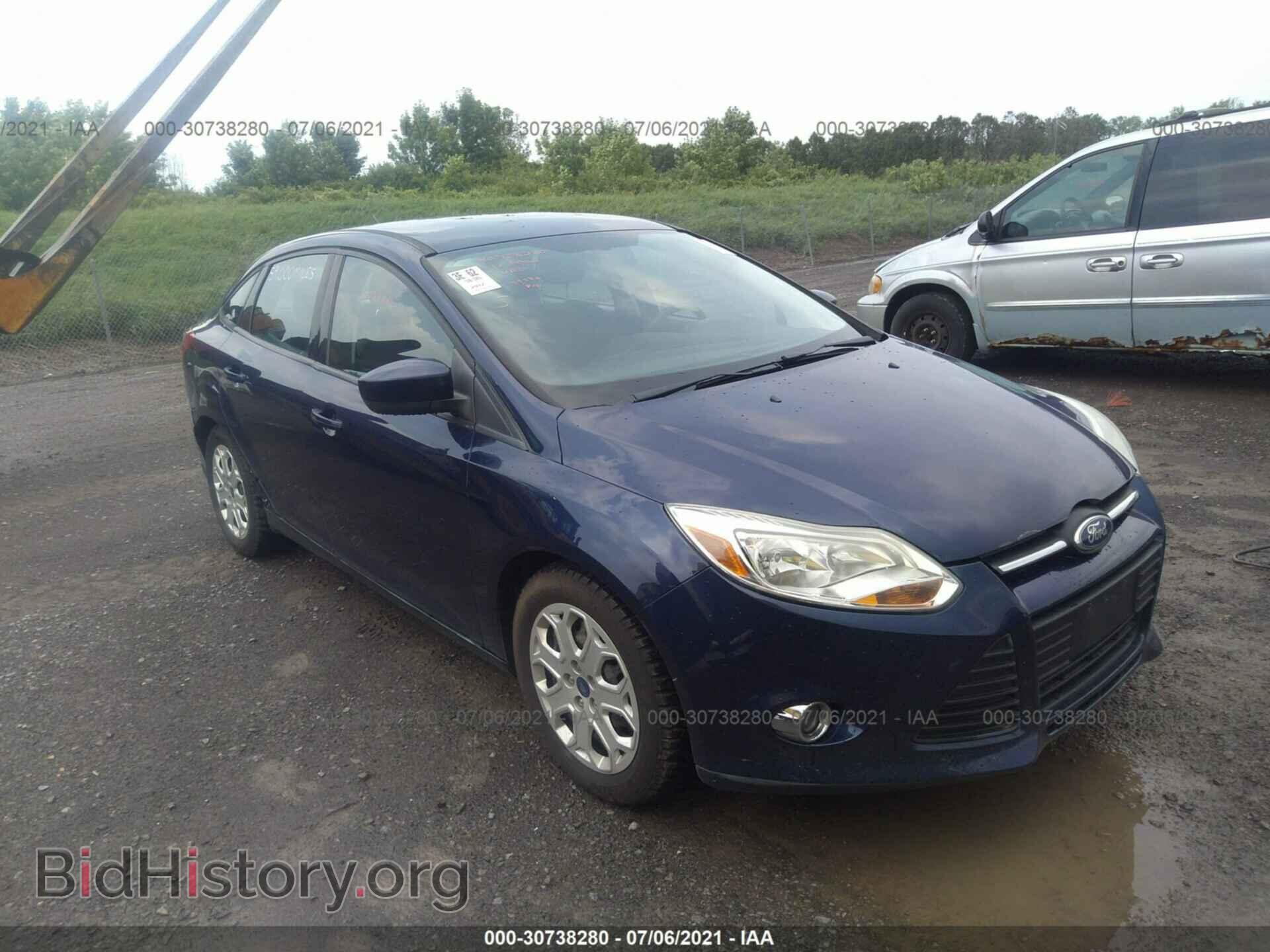Photo 1FAHP3F2XCL113312 - FORD FOCUS 2012