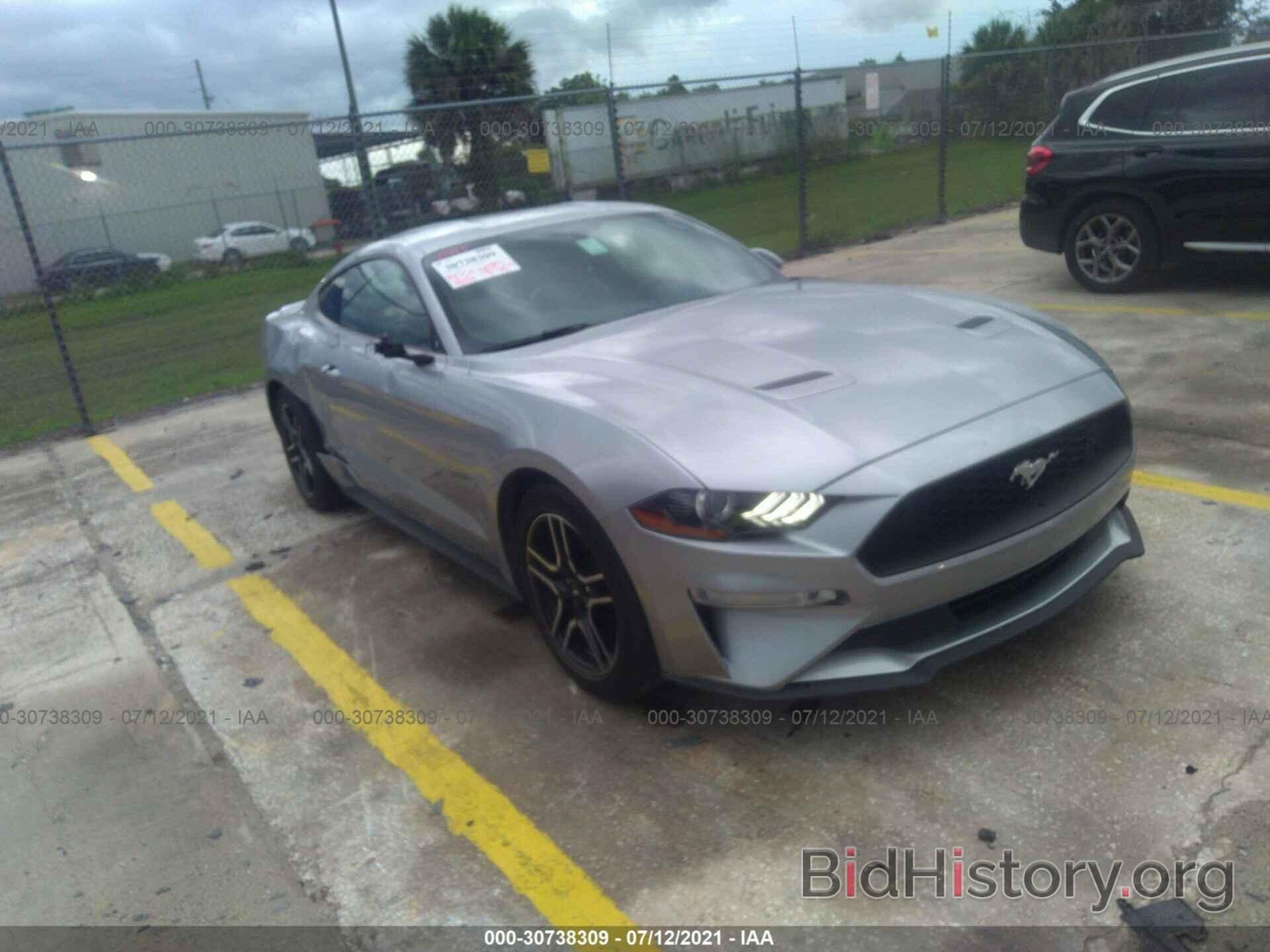 Photo 1FA6P8TH8L5120891 - FORD MUSTANG 2020