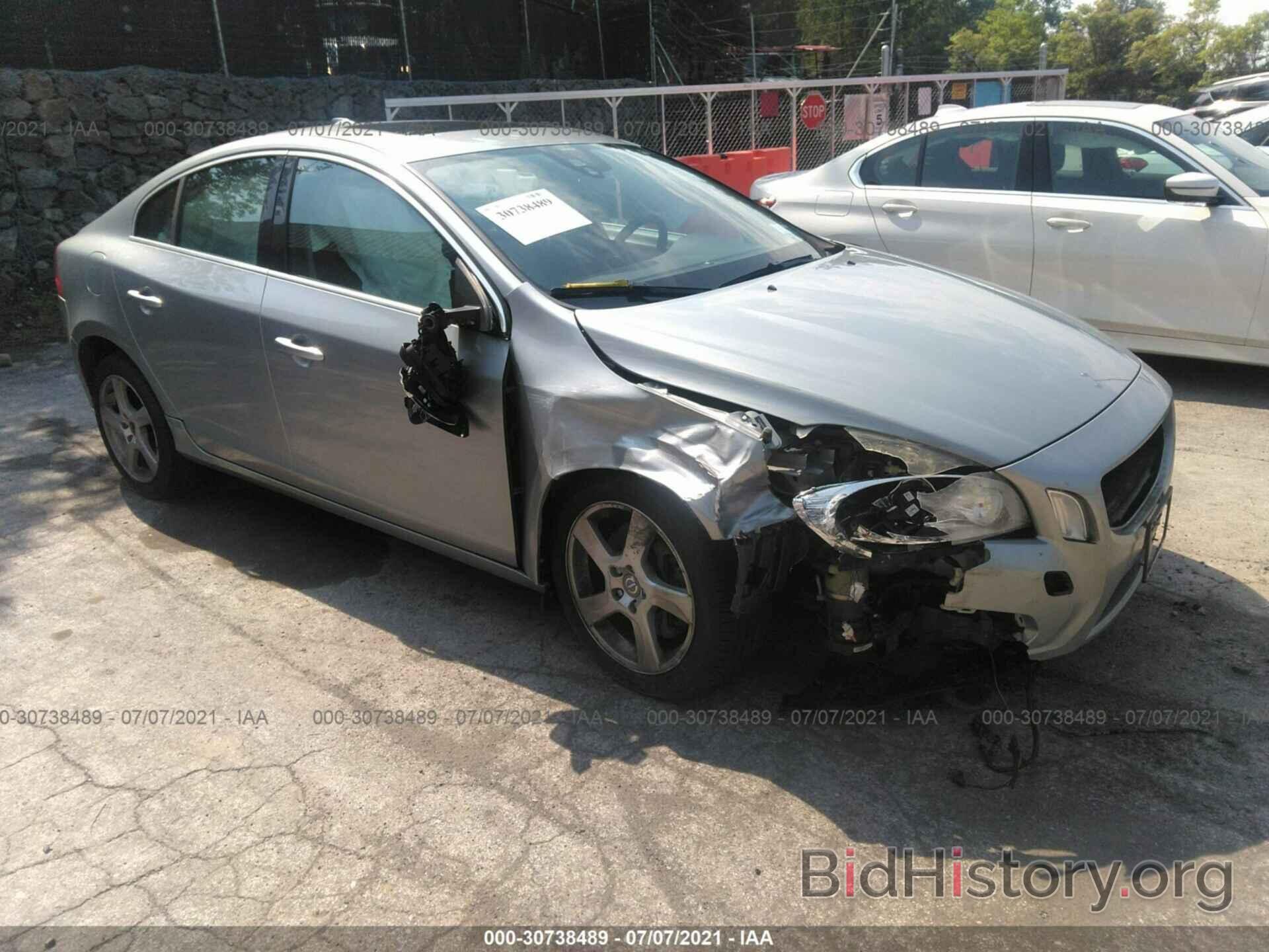 Photo YV1612FS8D2183843 - VOLVO S60 2013