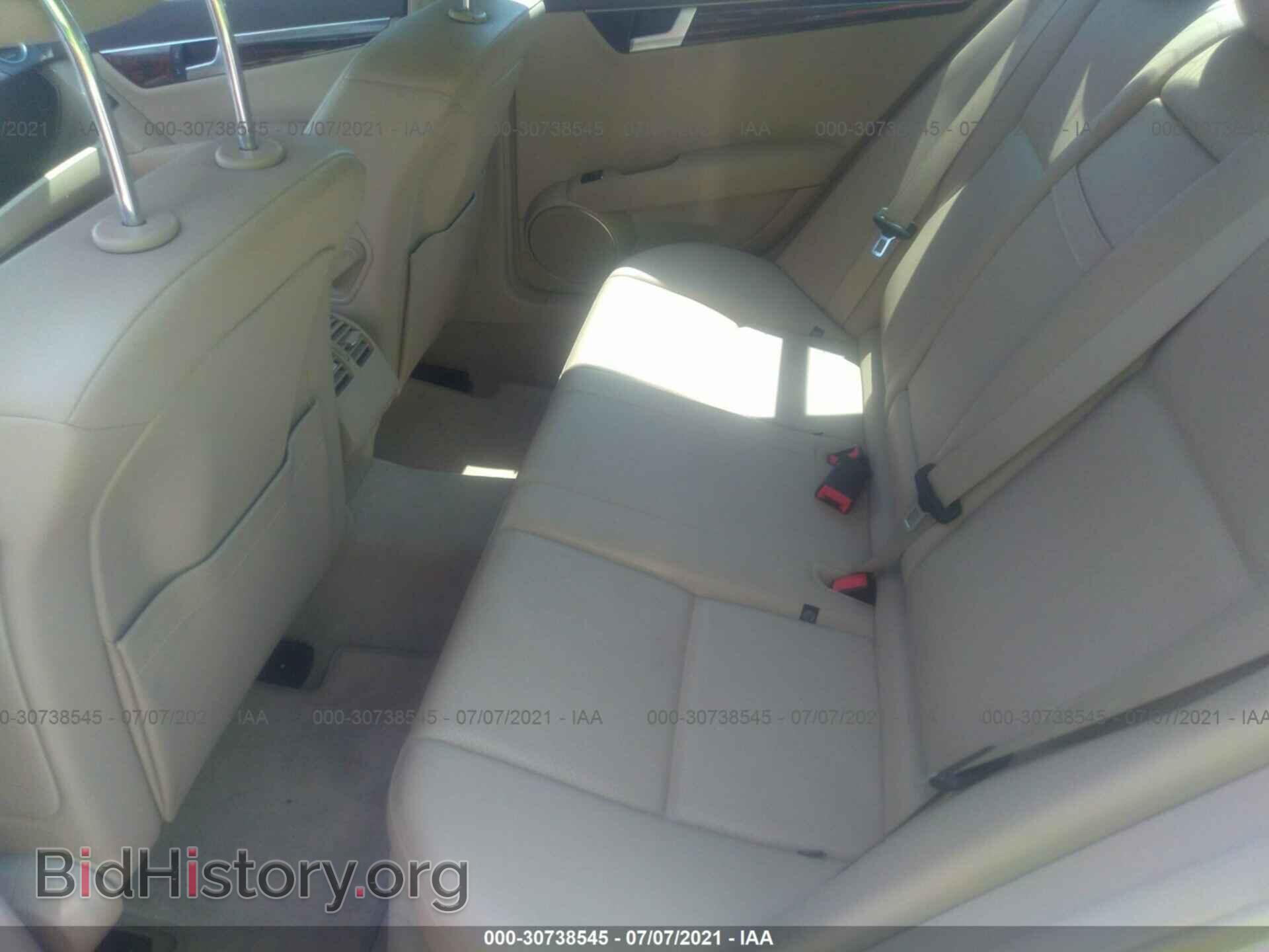 2013 MERCEDES-BENZ C-CLASS - VIN: WDDGF8AB3DR252053 - Фото 8