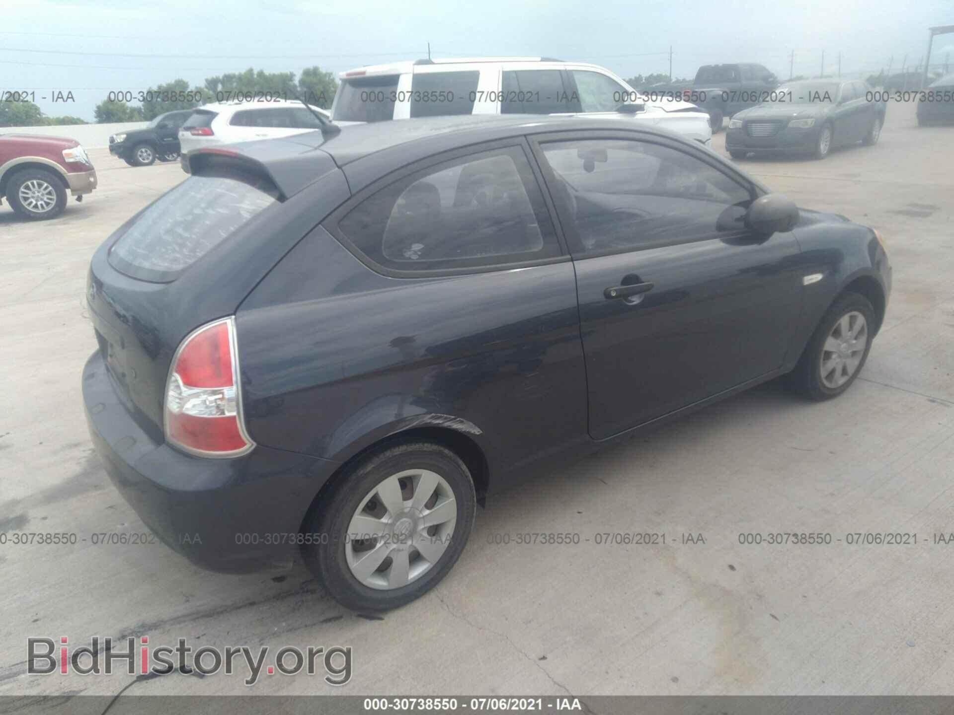 2007 HYUNDAI ACCENT - VIN: KMHCM36C37U041693 - Фото 4
