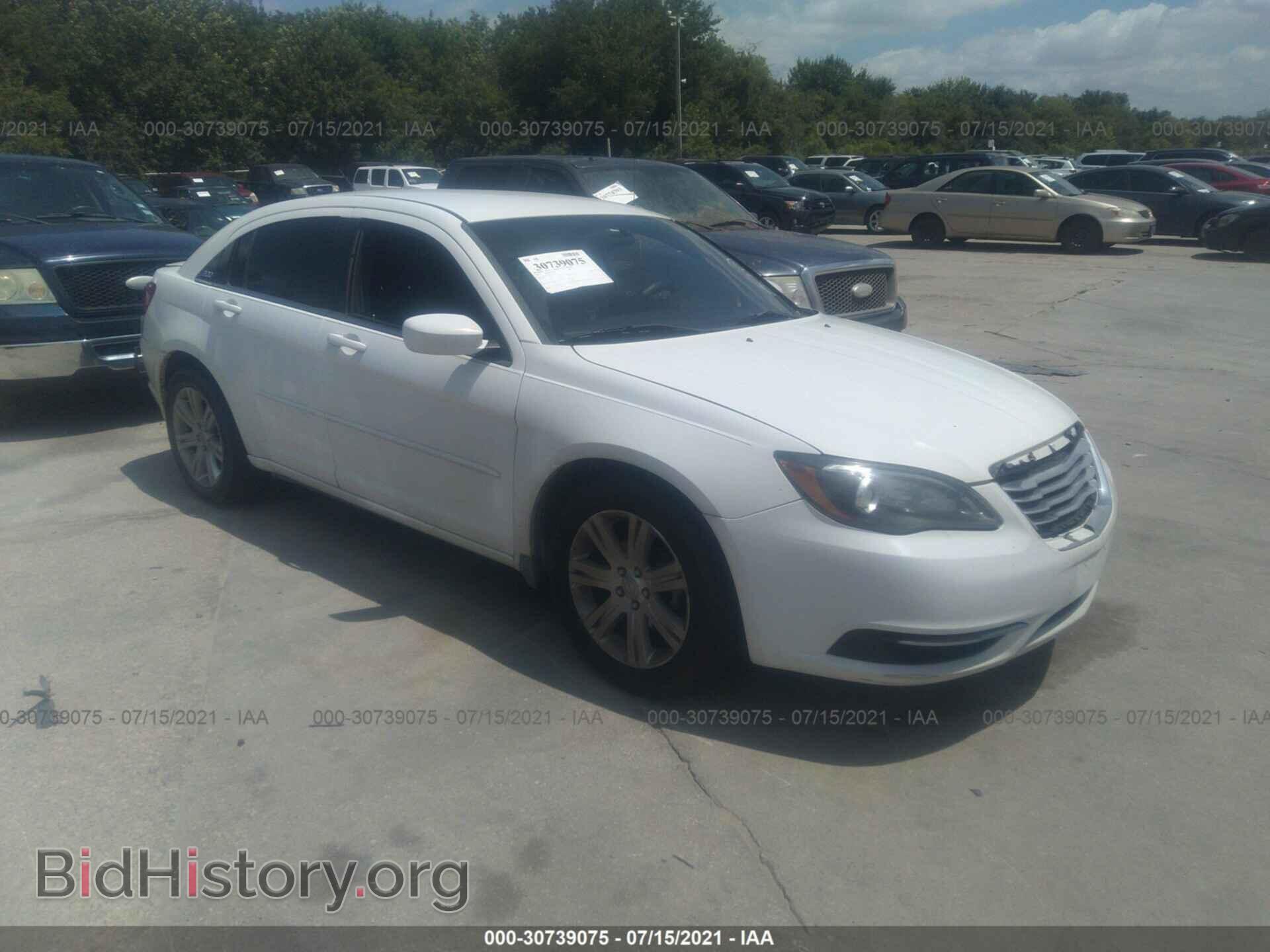 Фотография 1C3CCBABXCN317151 - CHRYSLER 200 2012