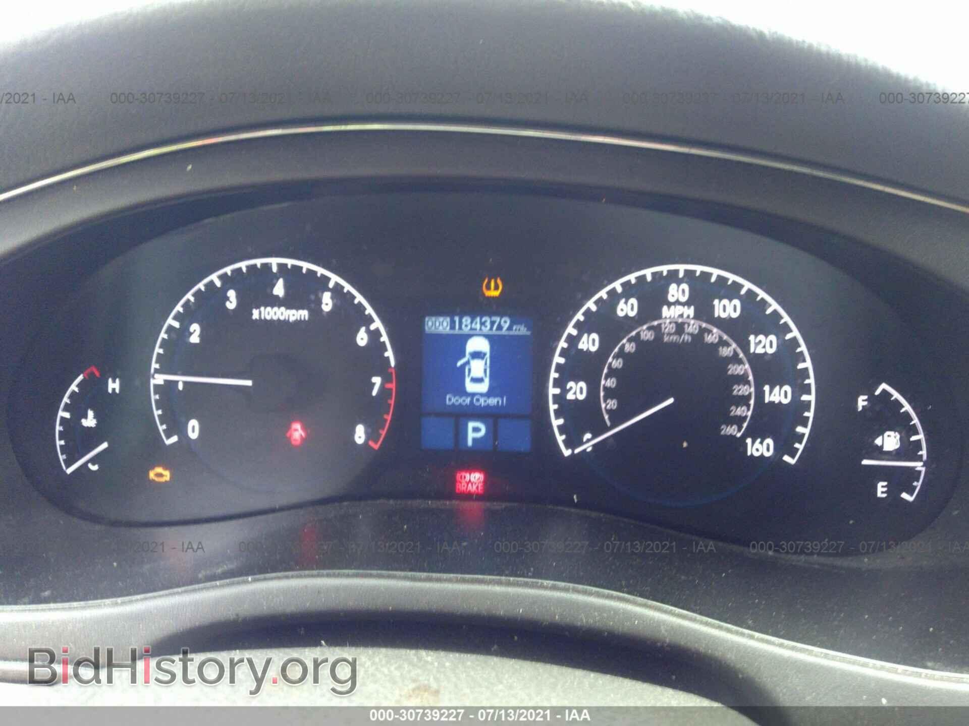 2009 HYUNDAI GENESIS - VIN: KMHGC46F79U050596 - Фото 7