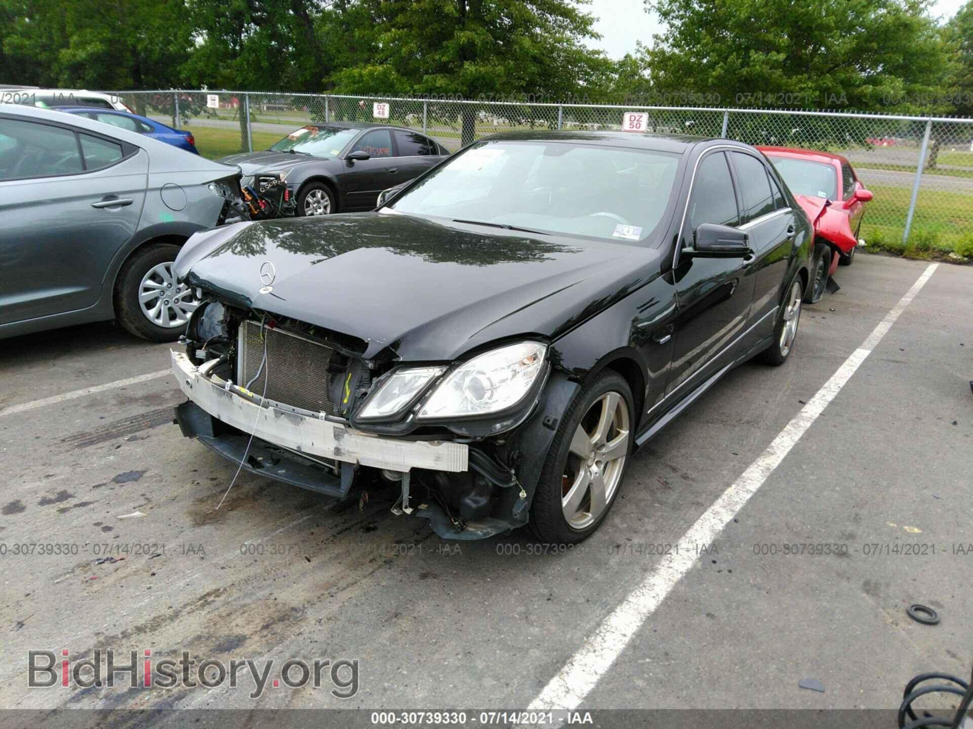2012 MERCEDES-BENZ E-CLASS - VIN: WDDHF8JB4CA619432 - Фото 2