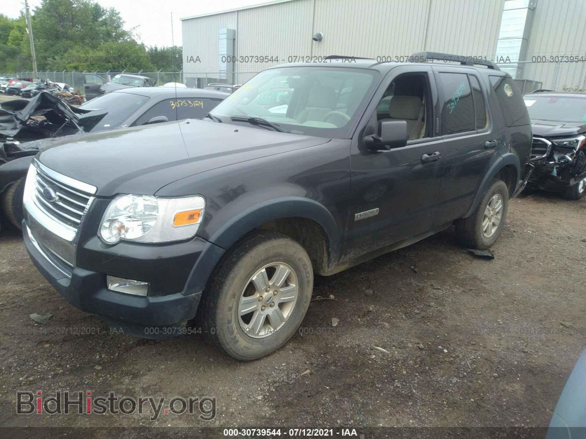2007 FORD EXPLORER - VIN: 1FMEU63E17UB32039 - Фото 2