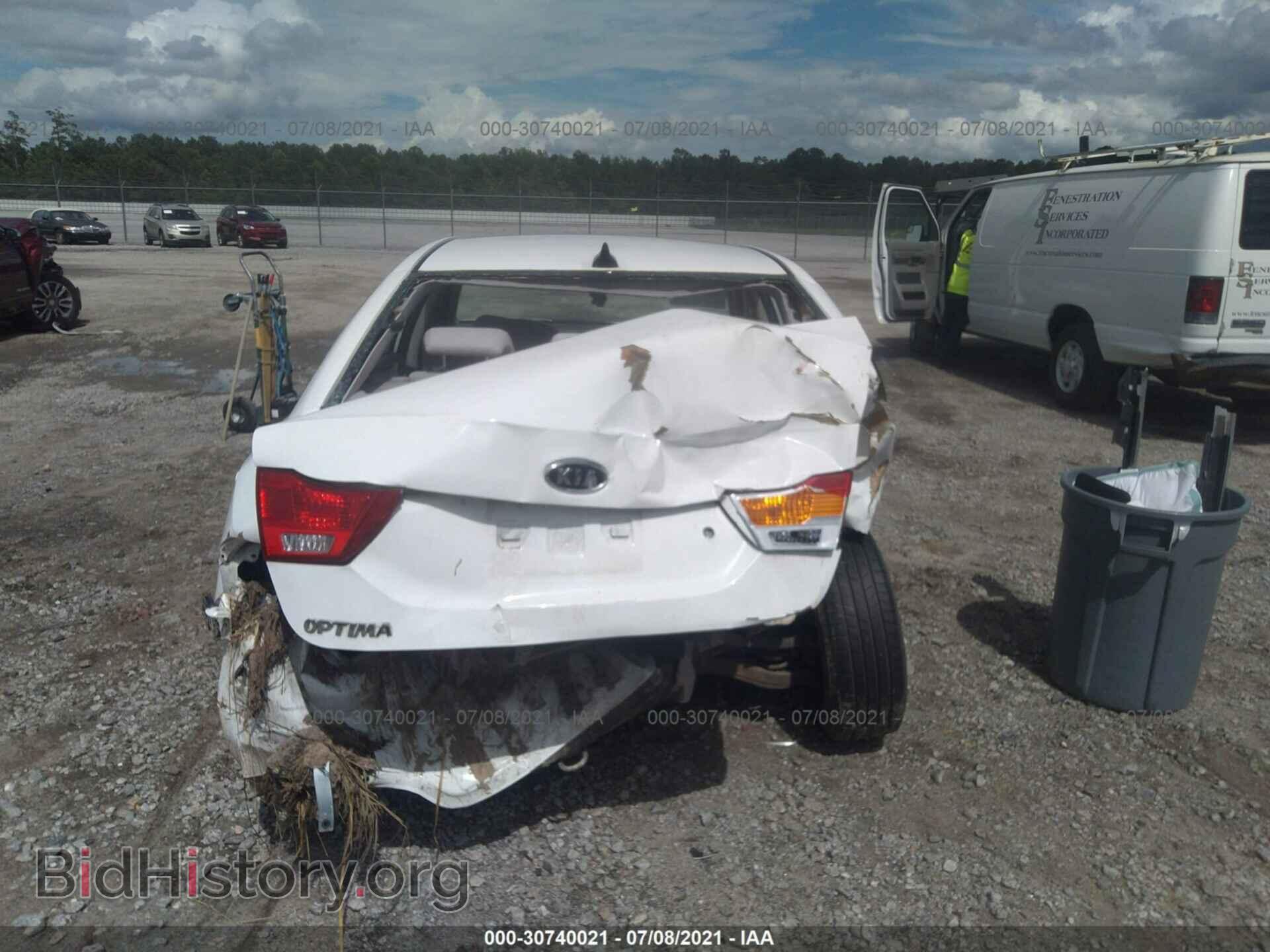 2010 KIA OPTIMA - VIN: KNAGG4A81A5381333 - Фото 6
