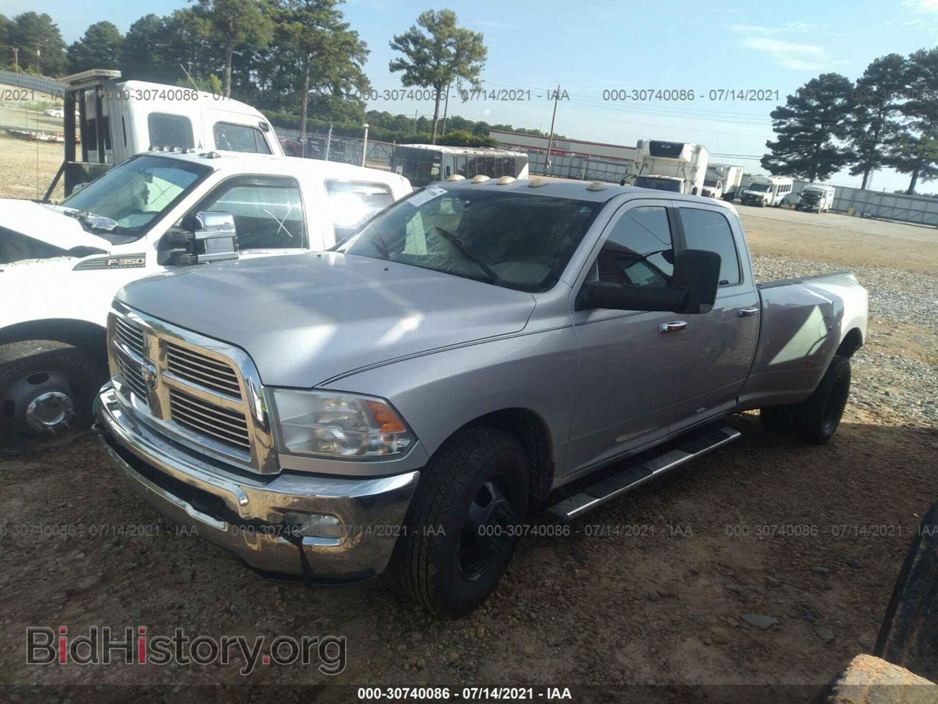 2011 RAM 3500 - VIN: 3D73M4CL4BG576273 - Фото 2