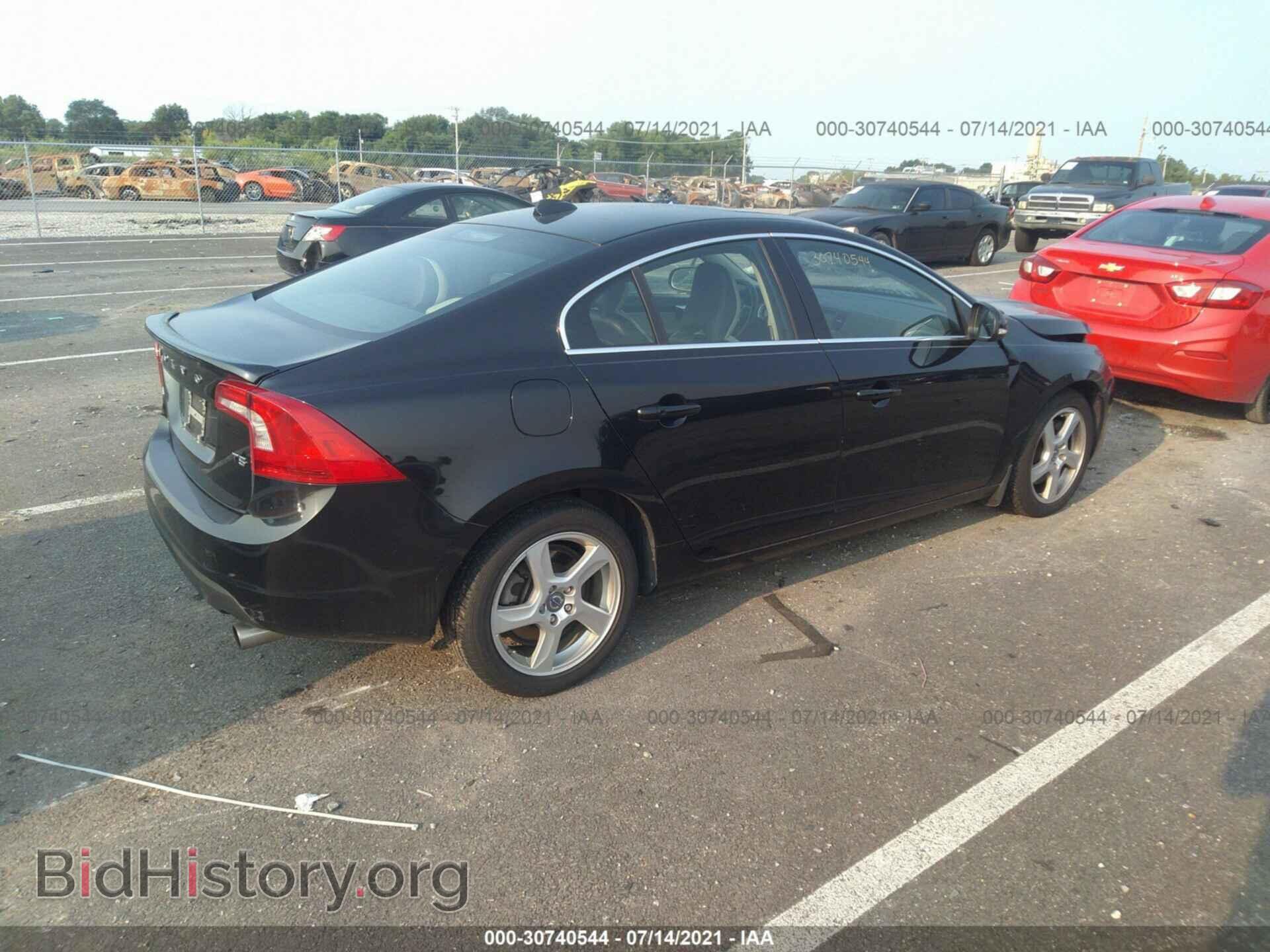 2012 VOLVO S60 - VIN: YV1622FS2C2118496 - Фото 4