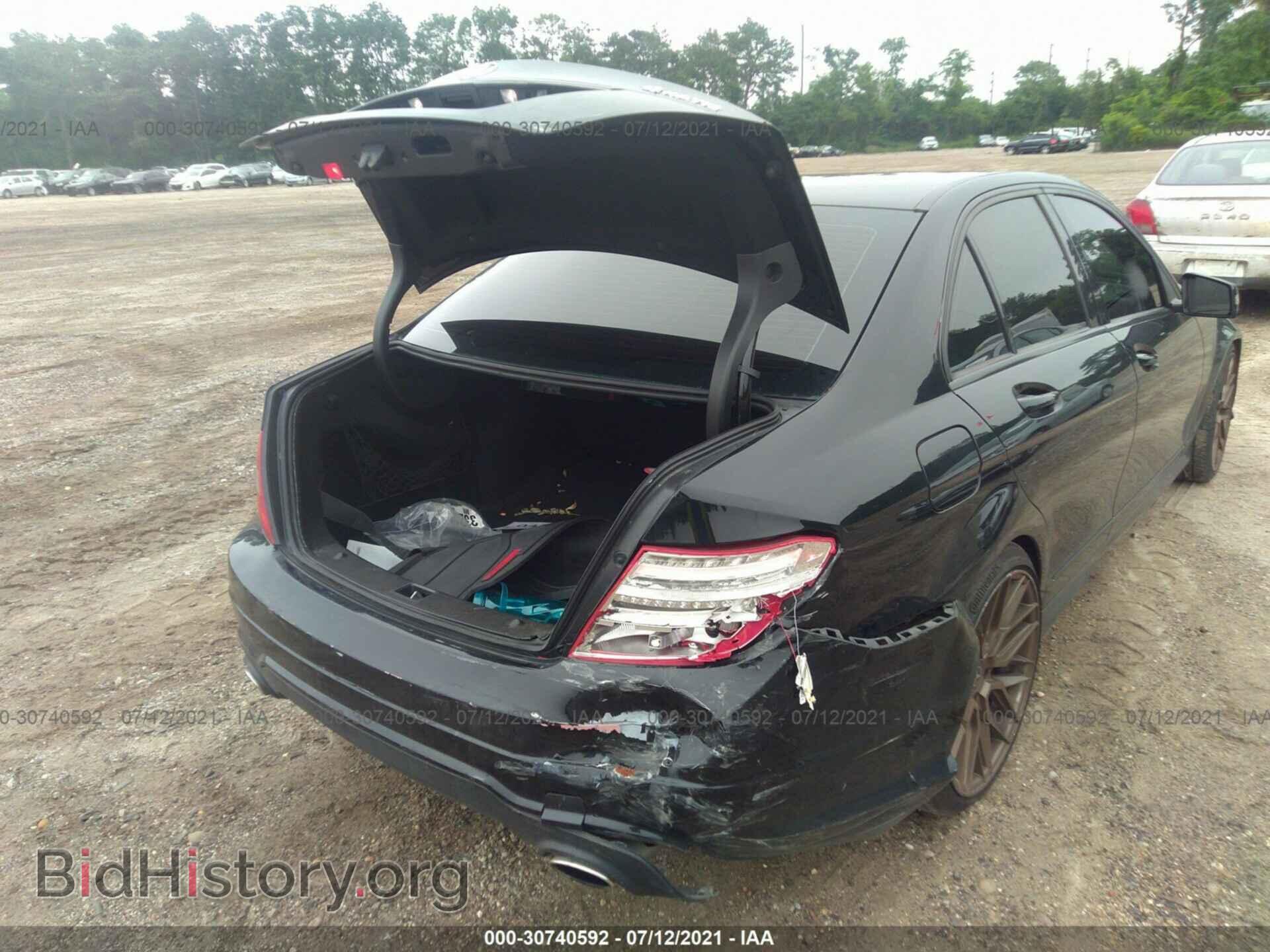 2012 MERCEDES-BENZ C-CLASS - VIN: WDDGF8BB3CR194877 - Фото 6