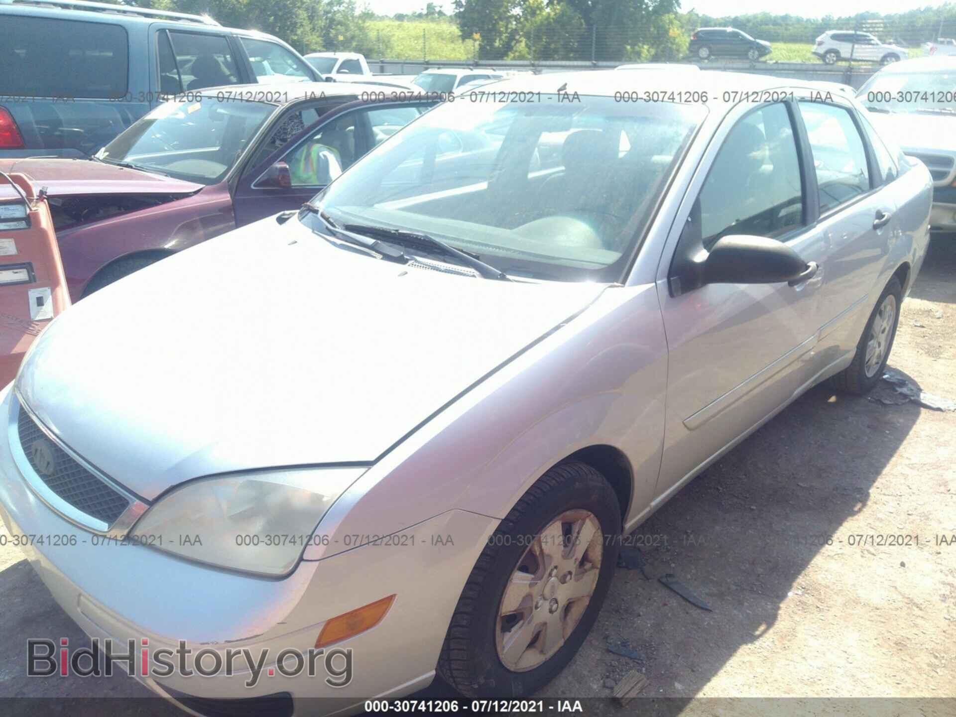 2007 FORD FOCUS - VIN: 1FAFP34N77W292904 - Фото 2