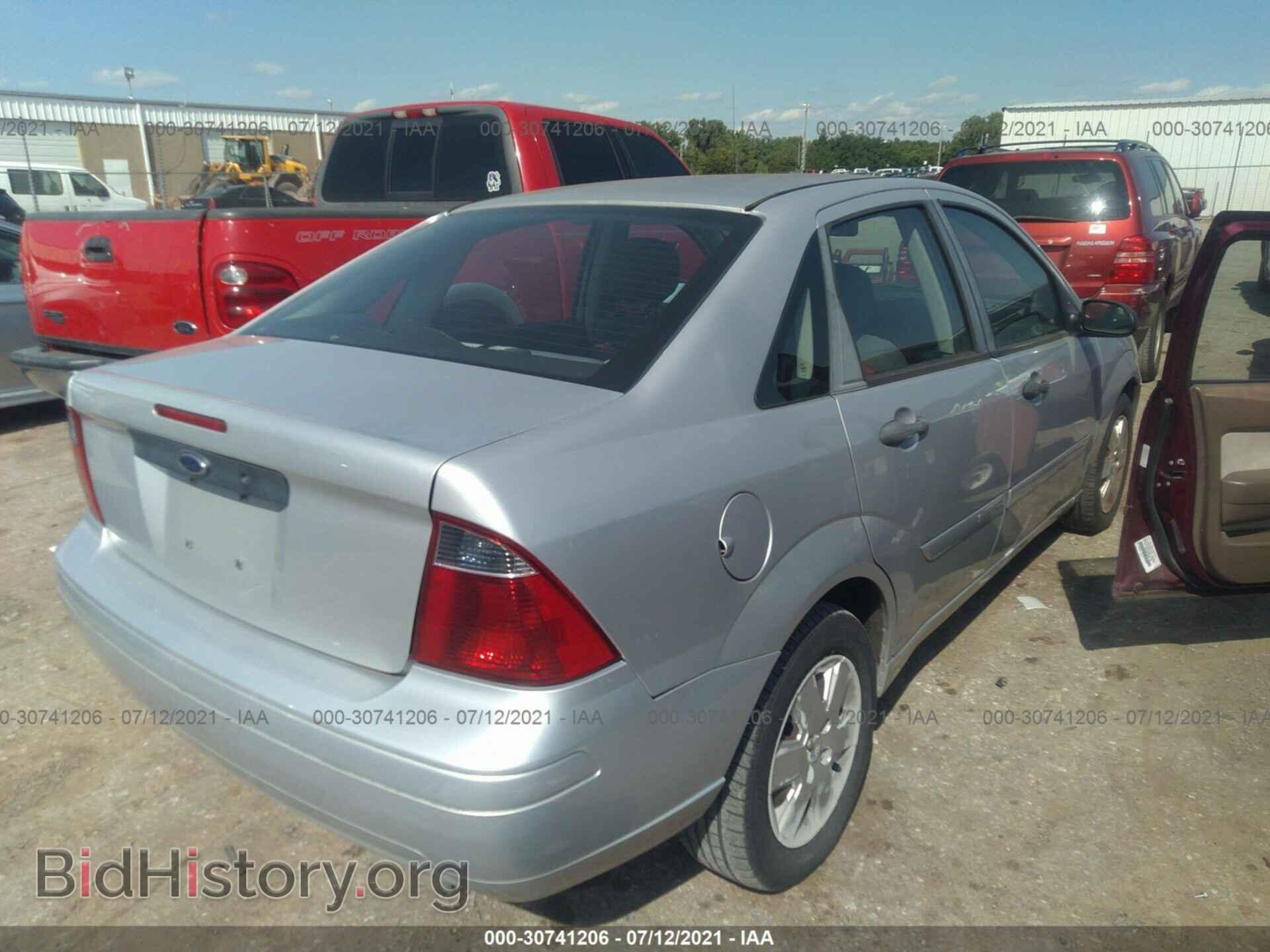 2007 FORD FOCUS - VIN: 1FAFP34N77W292904 - Фото 4