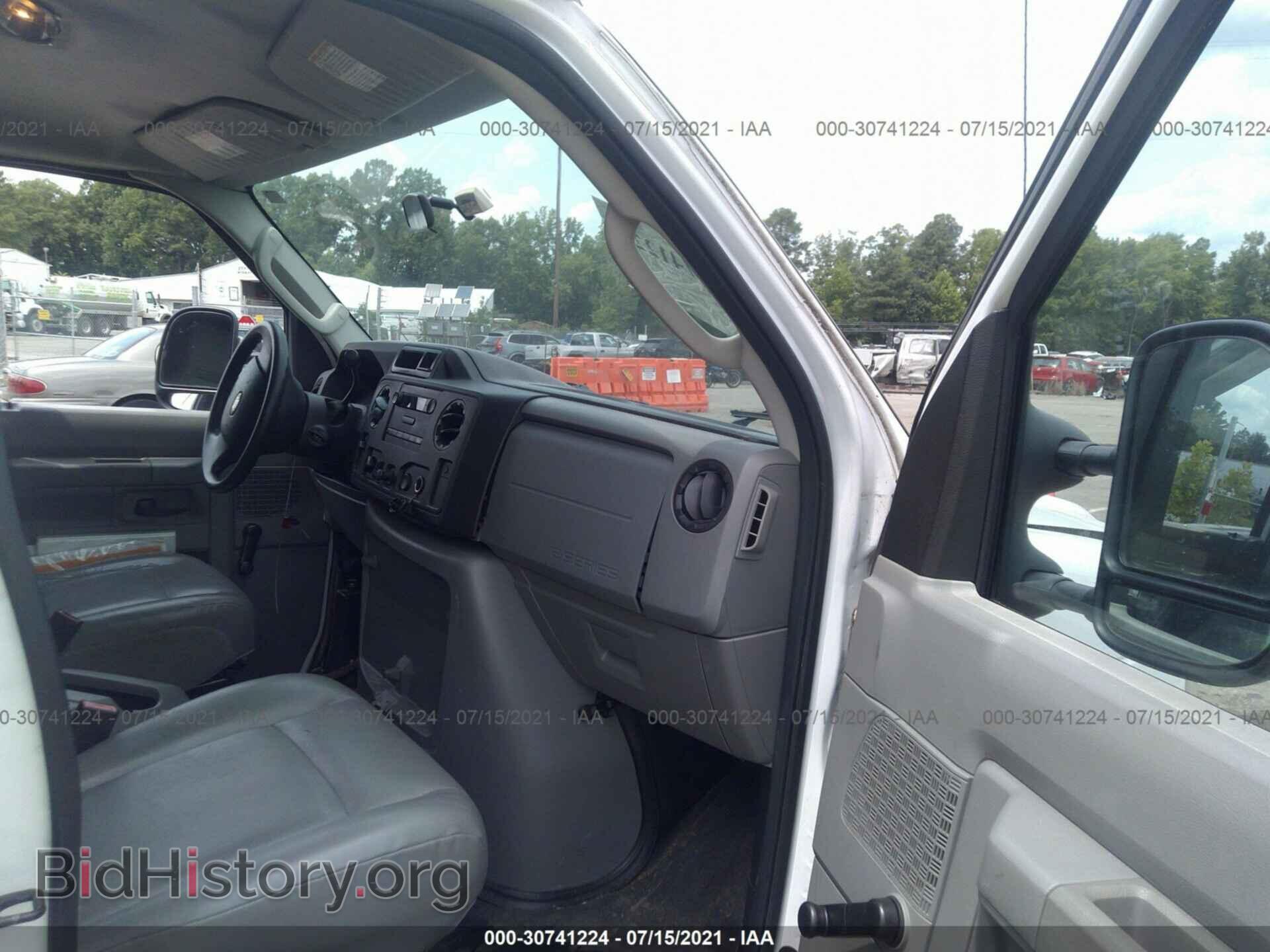 2011 FORD ECONOLINE CARGO VAN - VIN: 1FTNE2EW8BDB33715 - Photo 5