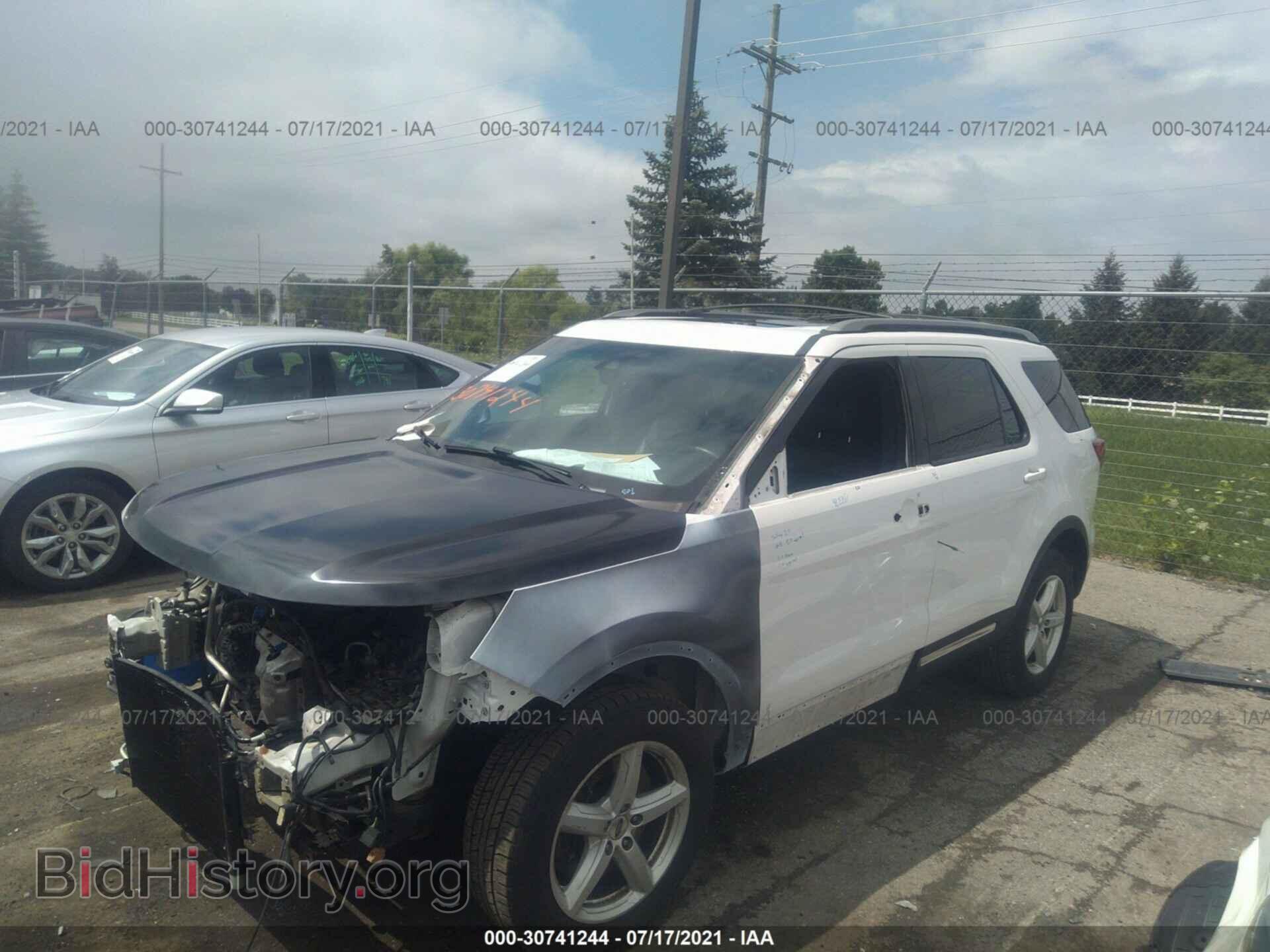 2017 FORD EXPLORER - VIN: 1FM5K8D82HGA72797 - Фото 2