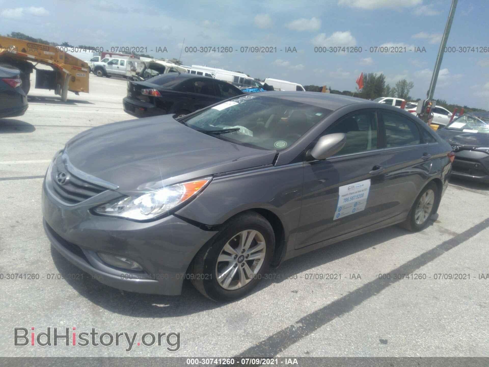 2013 HYUNDAI SONATA - VIN: 5NPEB4AC3DH565304 - Фото 2