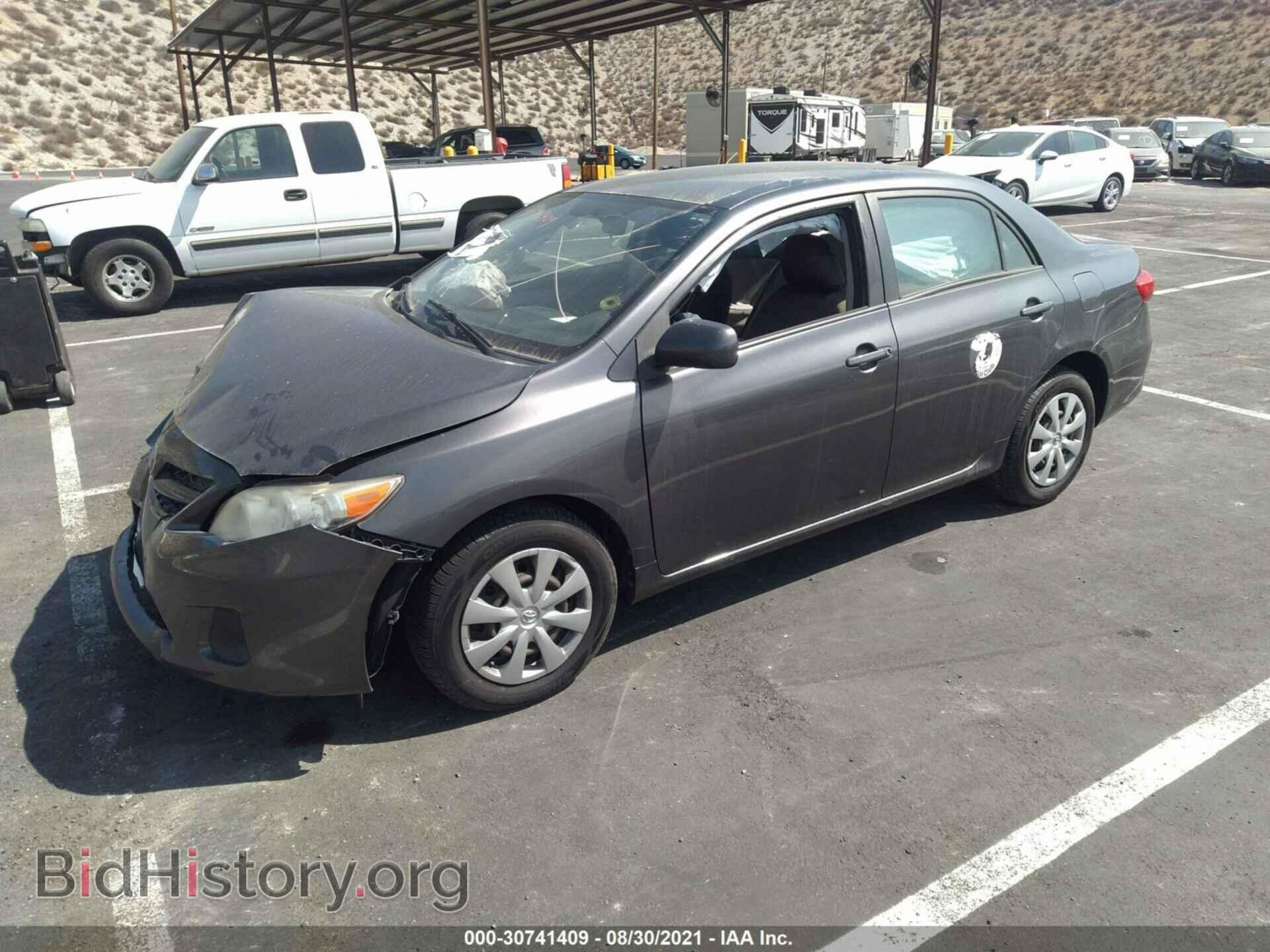 2011 TOYOTA COROLLA - VIN: JTDBU4EEXBJ093924 - Фото 2