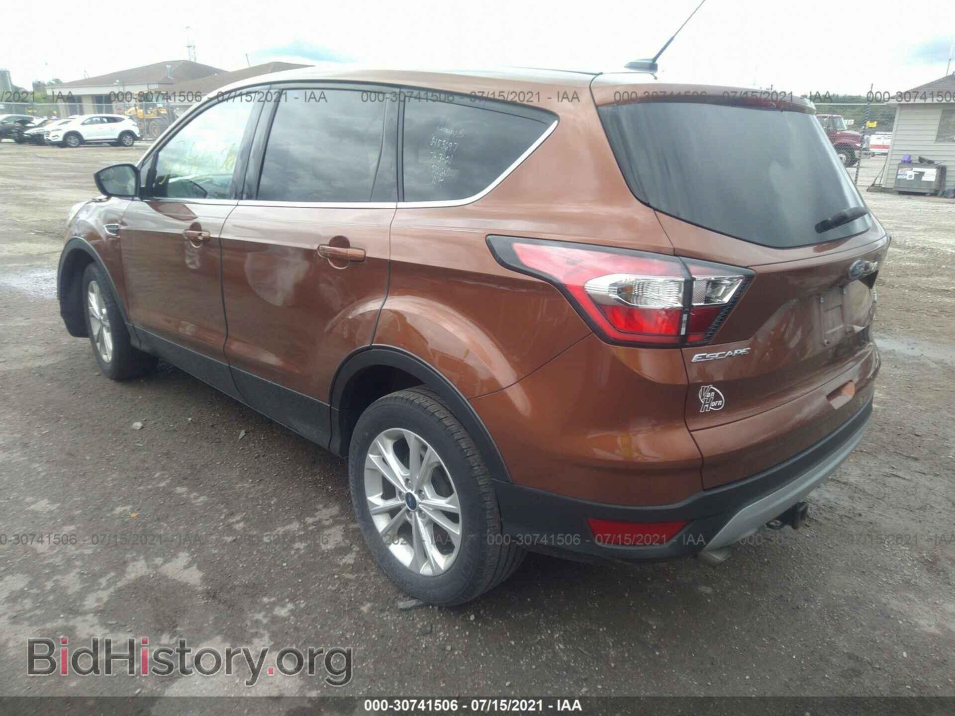 2017 FORD ESCAPE - VIN: 1FMCU0GD5HUB49885 - Фото 3