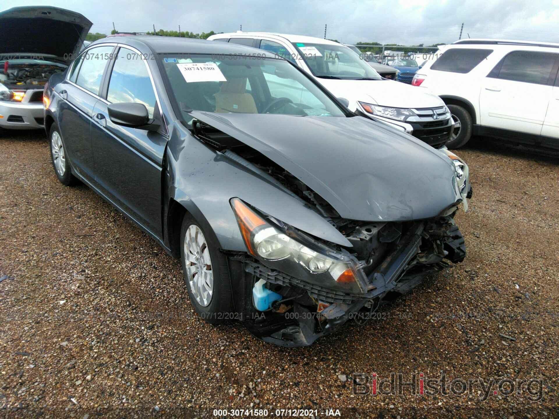 Photo 1HGCP2F33AA015319 - HONDA ACCORD SDN 2010