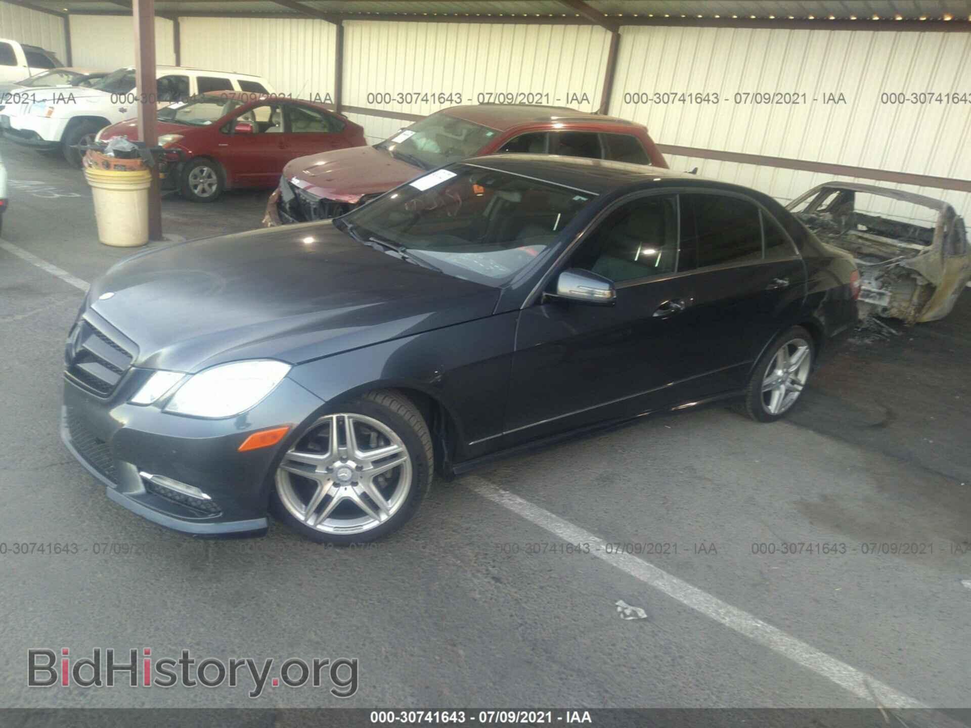 2013 MERCEDES-BENZ E-CLASS - VIN: WDDHF5KB7DA689621 - Фото 2