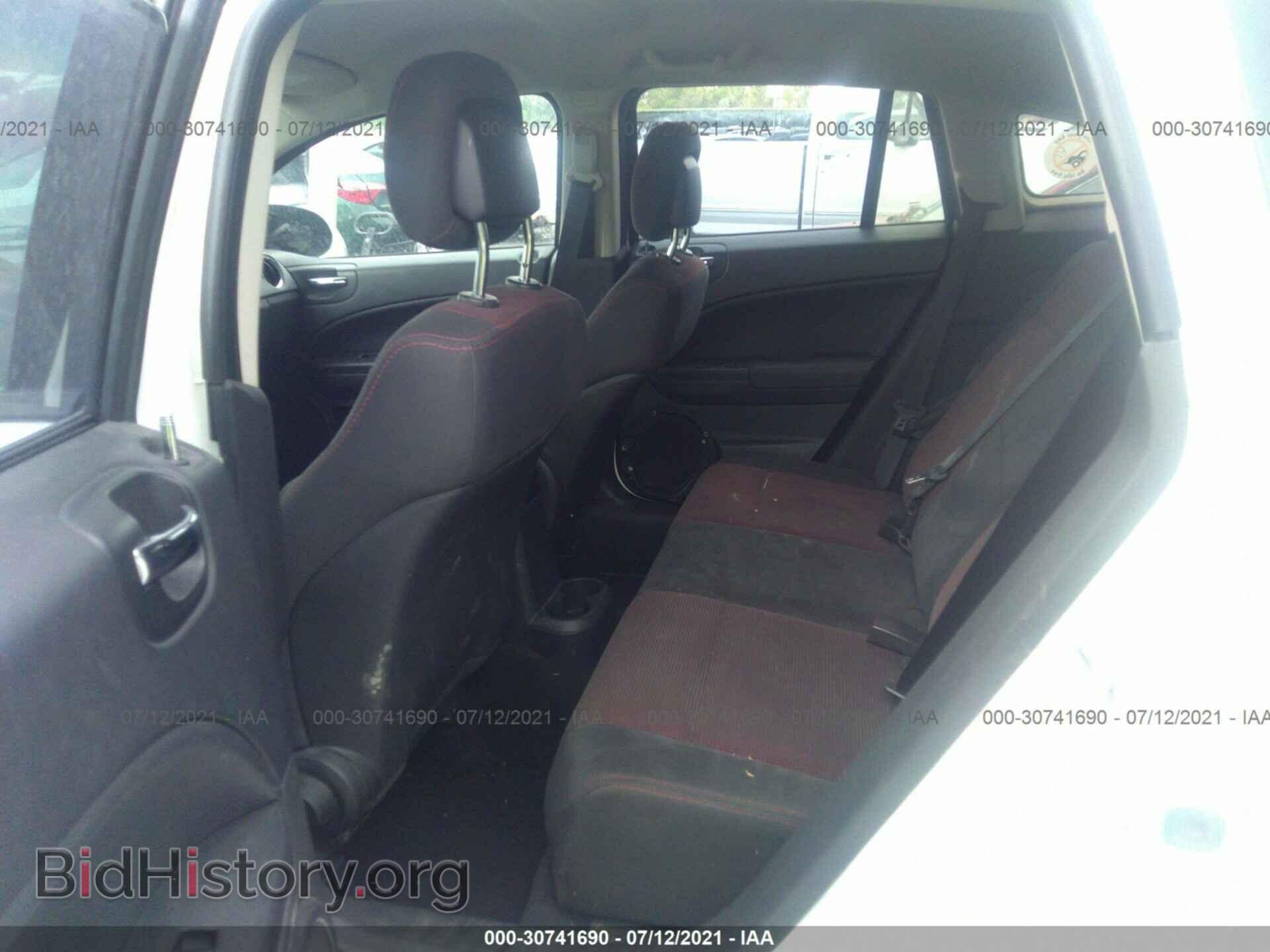 2011 DODGE CALIBER - VIN: 1B3CB8HB3BD121548 - Photo 8